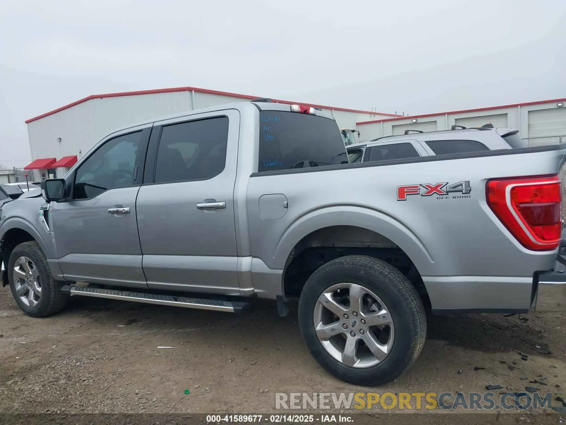 15 Photograph of a damaged car 1FTFW1E53NKD55940 FORD F-150 2022