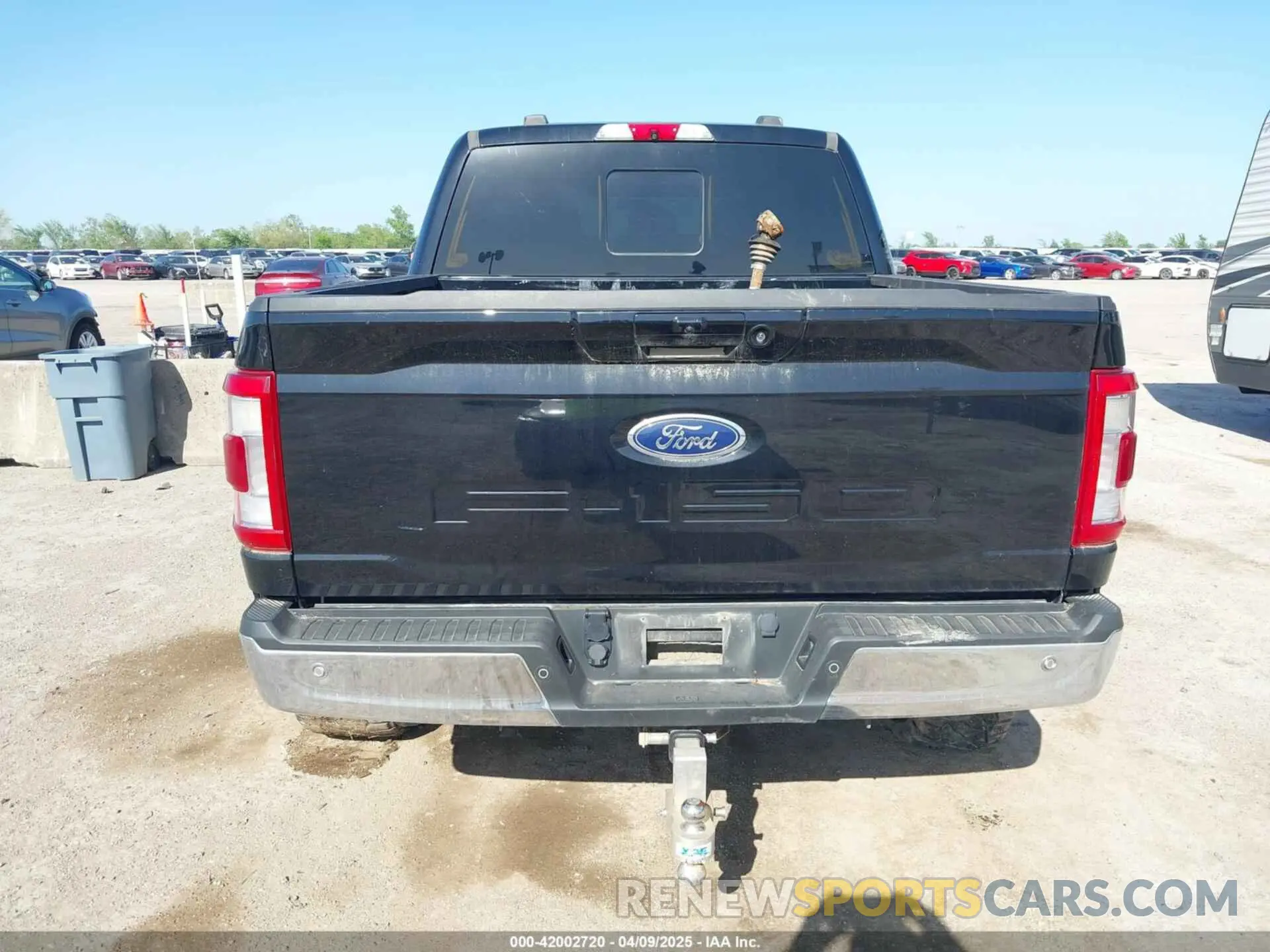 16 Photograph of a damaged car 1FTFW1E54NFA23756 FORD F-150 2022