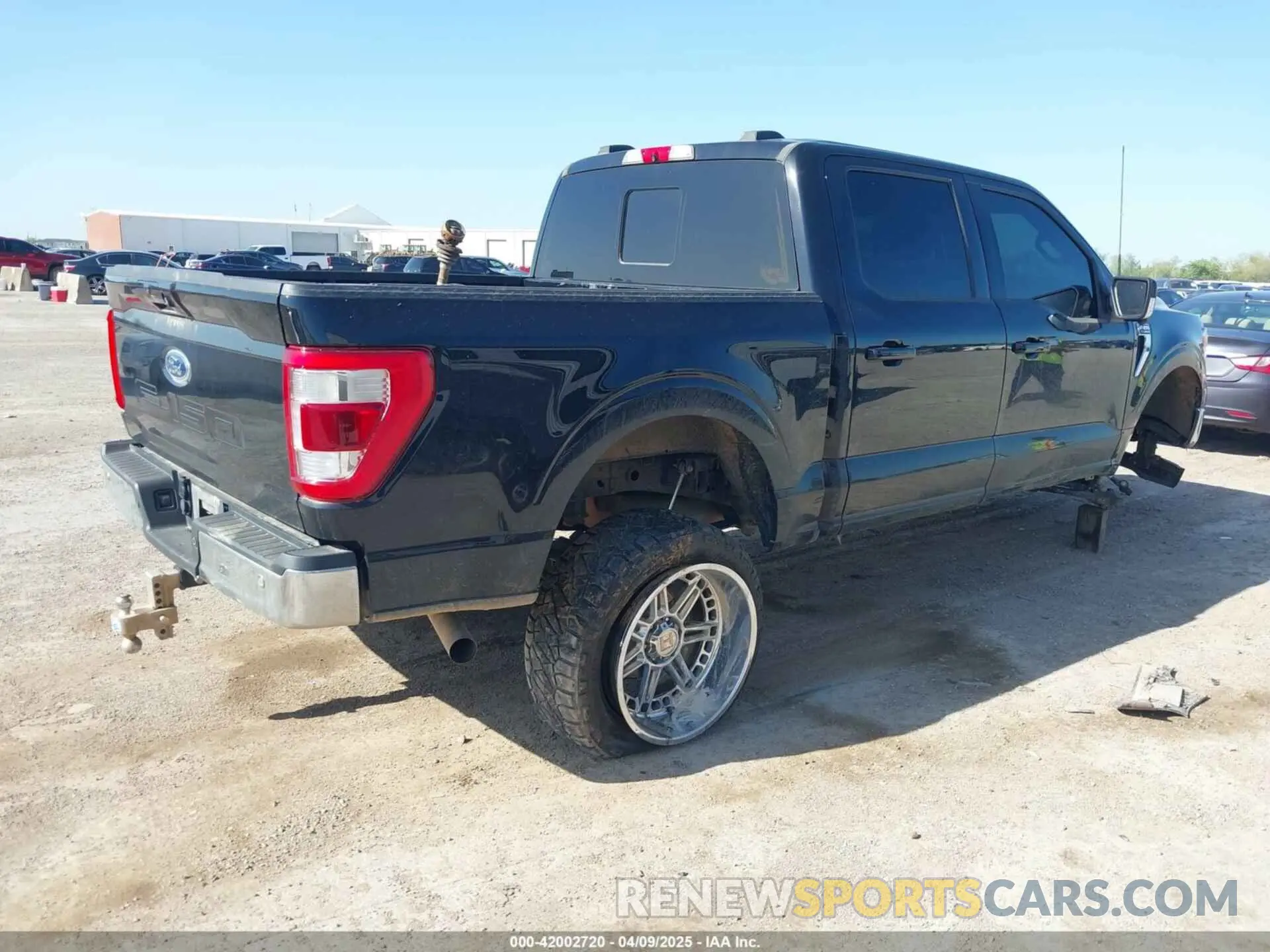 4 Photograph of a damaged car 1FTFW1E54NFA23756 FORD F-150 2022
