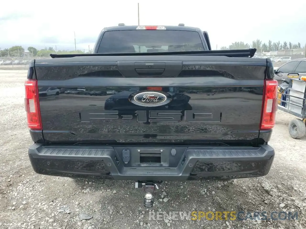 6 Photograph of a damaged car 1FTFW1E54NFB79232 FORD F-150 2022