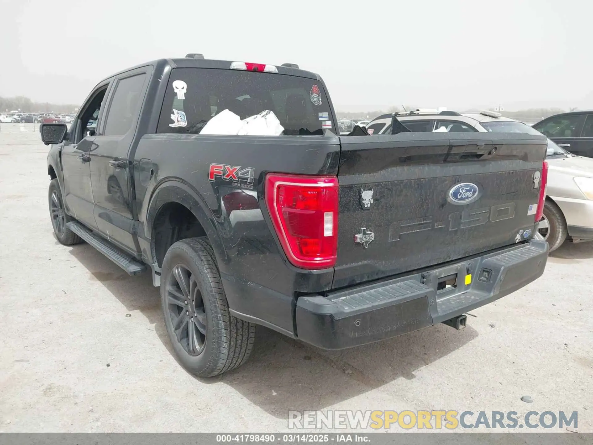 3 Photograph of a damaged car 1FTFW1E55NFA66924 FORD F-150 2022