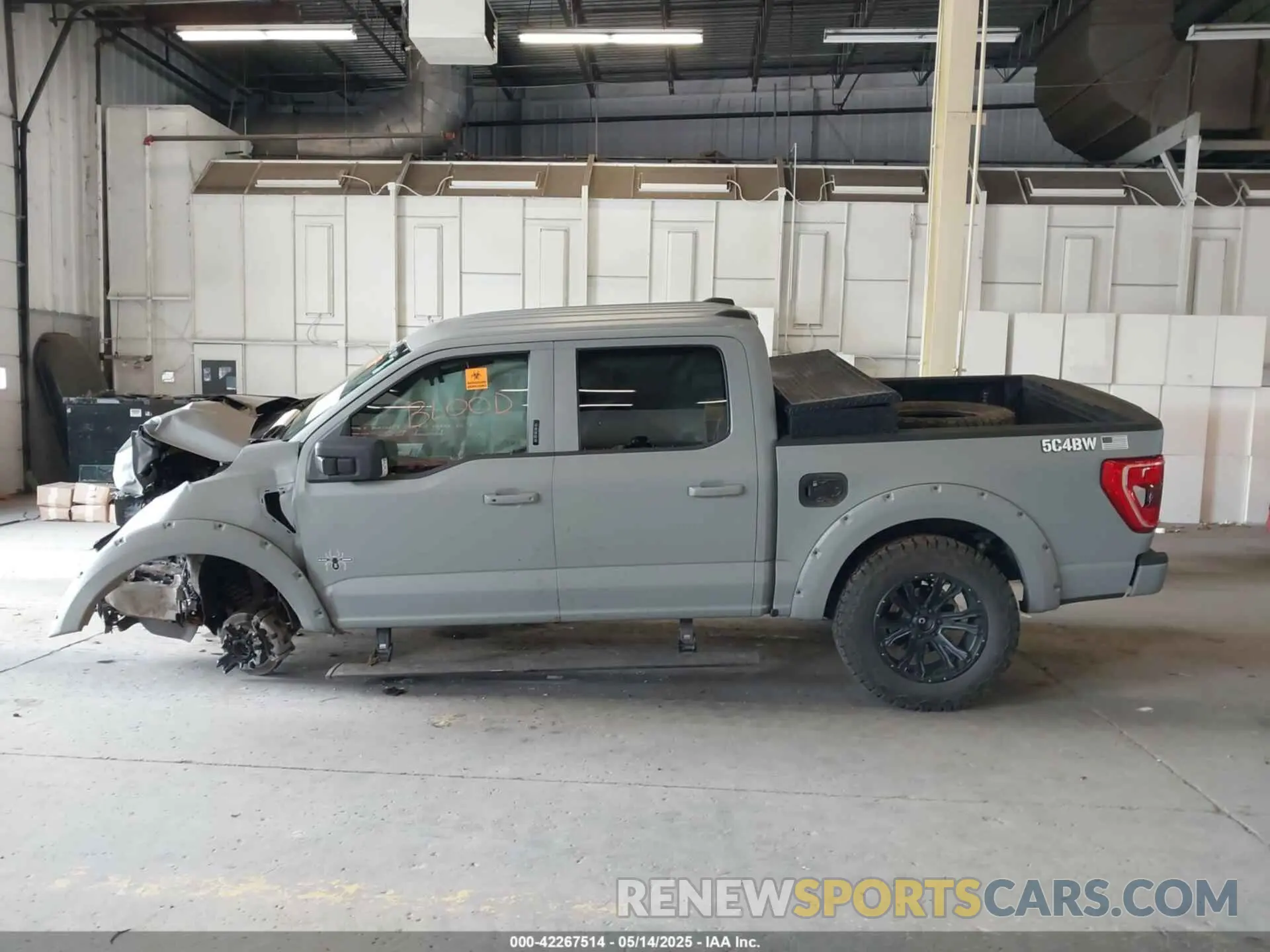 14 Photograph of a damaged car 1FTFW1E55NFA88275 FORD F-150 2022
