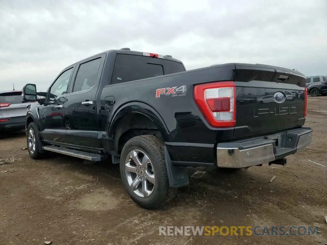 2 Photograph of a damaged car 1FTFW1E58NFA43282 FORD F-150 2022