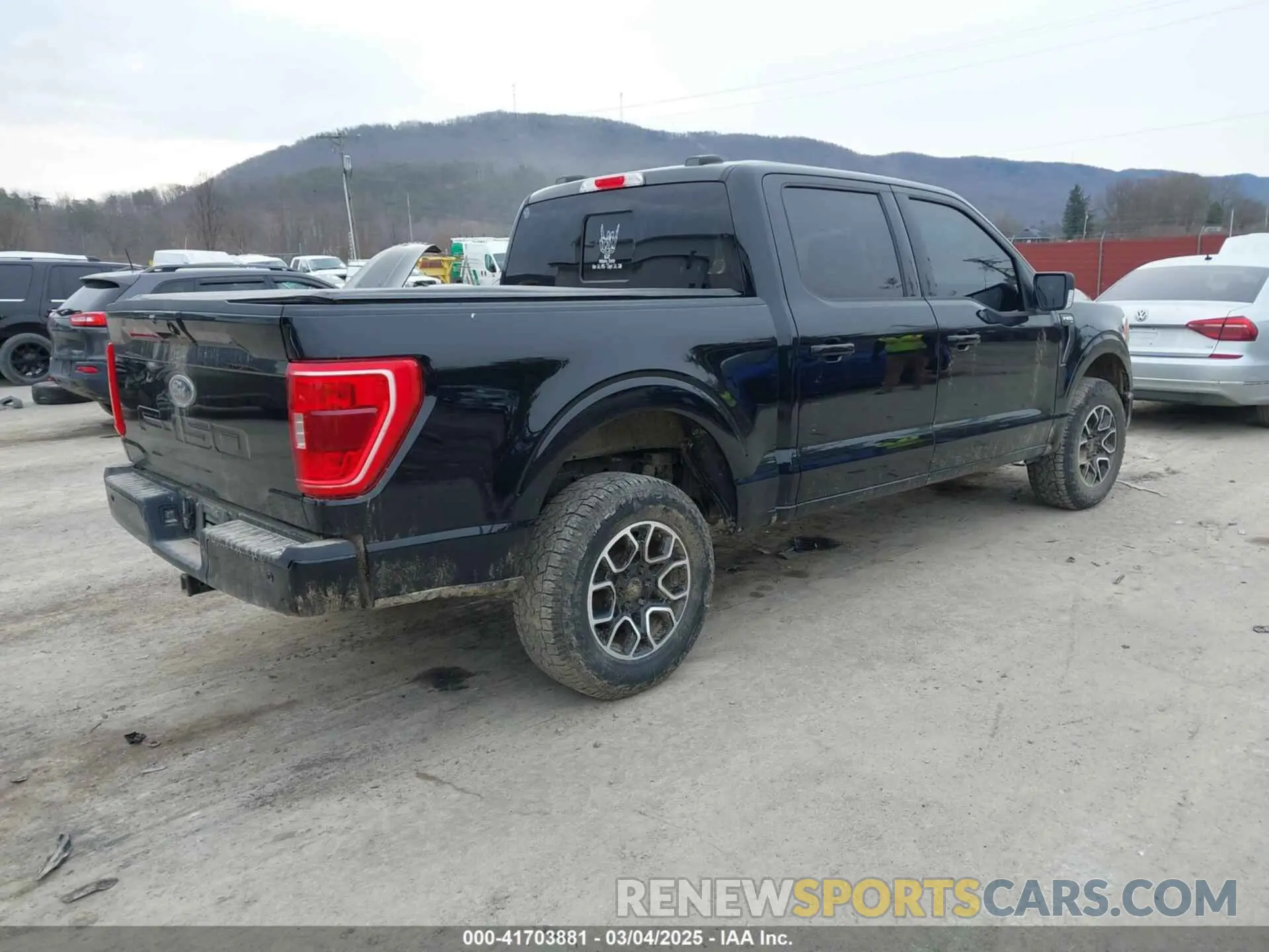 4 Фотография поврежденного автомобиля 1FTFW1E5XNFC37506 FORD F-150 2022