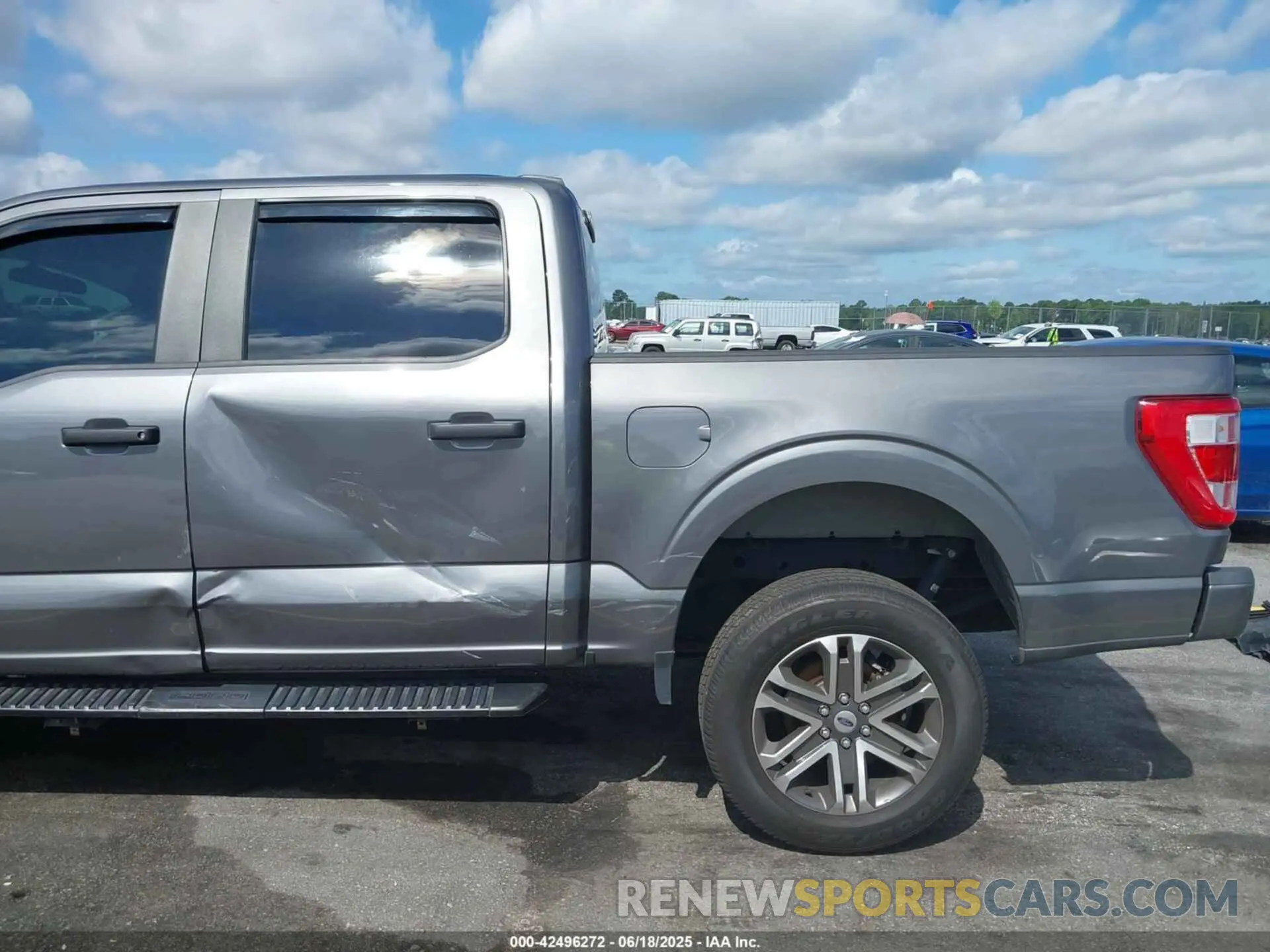 19 Фотография поврежденного автомобиля 1FTFW1E80NFB25405 FORD F-150 2022