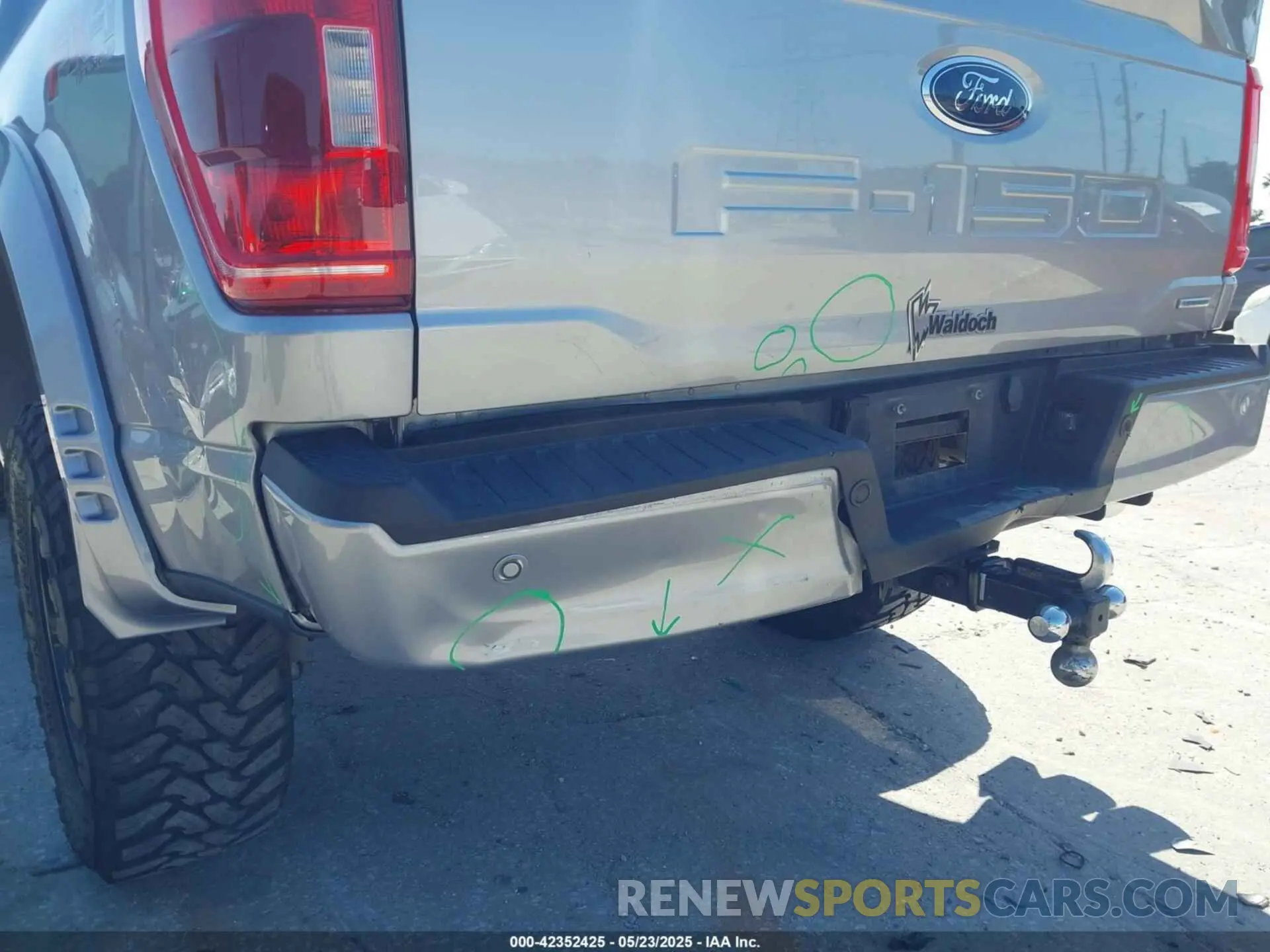 6 Photograph of a damaged car 1FTFW1E80NKD28401 FORD F-150 2022