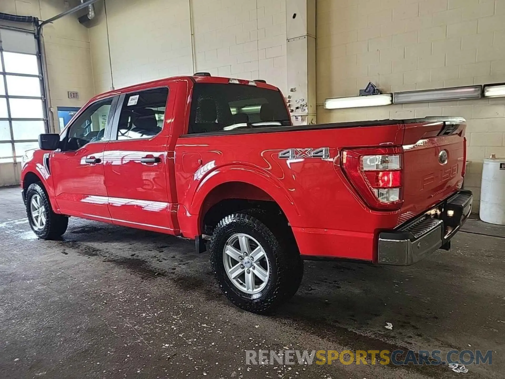 24 Photograph of a damaged car 1FTFW1E80NKE58243 FORD F-150 2022