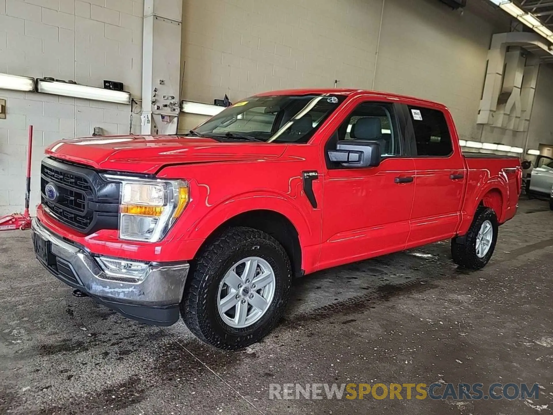 28 Photograph of a damaged car 1FTFW1E80NKE58243 FORD F-150 2022