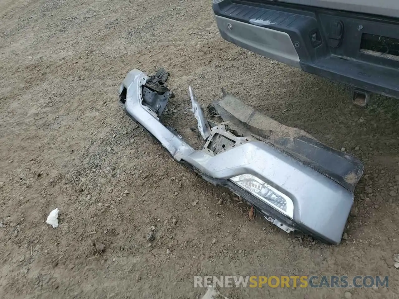 12 Photograph of a damaged car 1FTFW1E81NFB13392 FORD F-150 2022