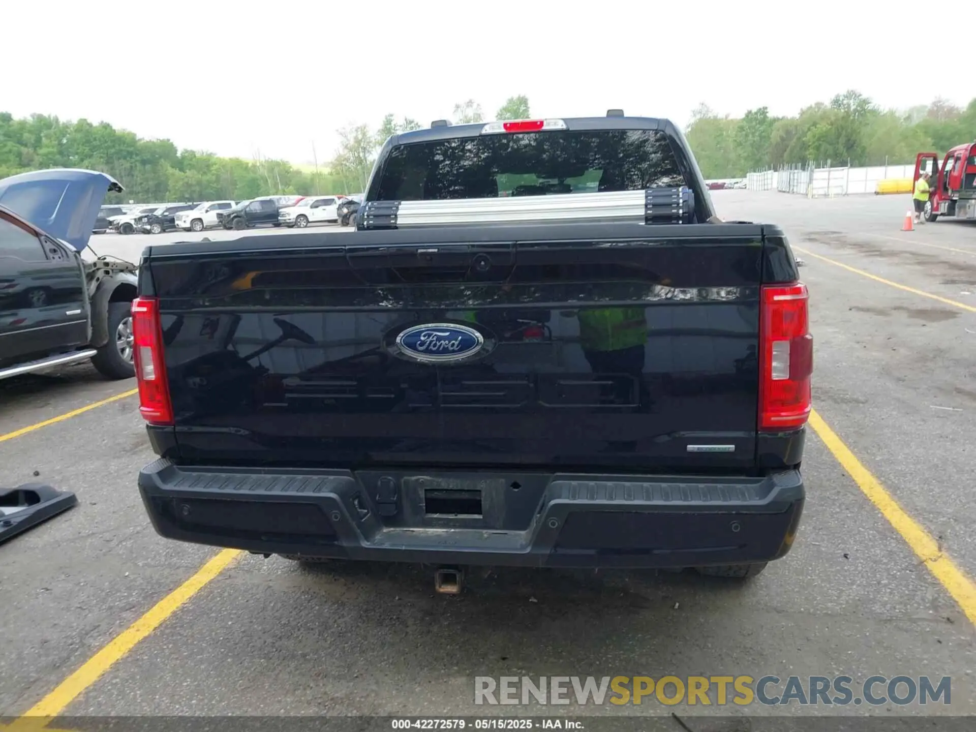 16 Photograph of a damaged car 1FTFW1E82NKE35059 FORD F-150 2022