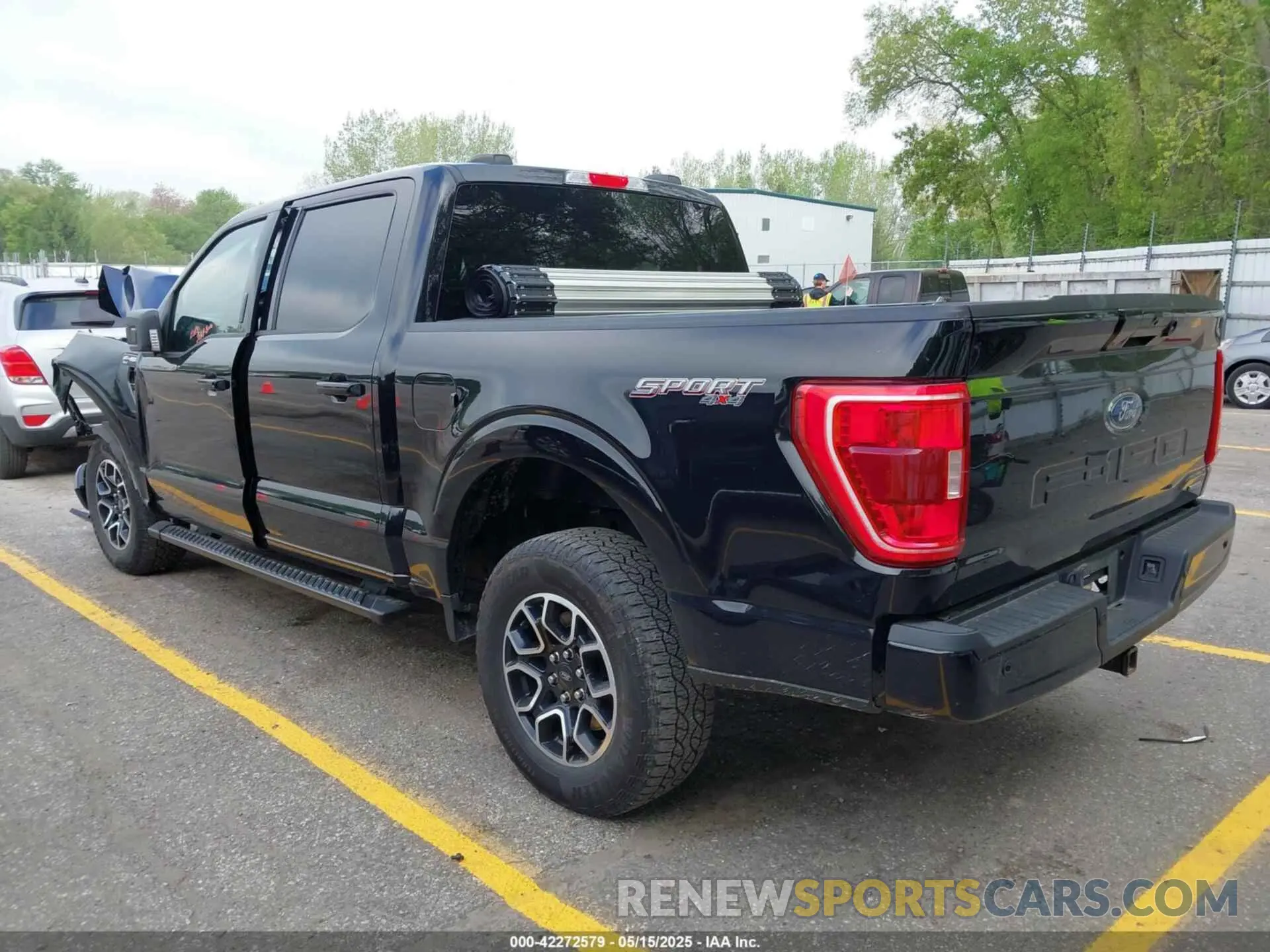 3 Photograph of a damaged car 1FTFW1E82NKE35059 FORD F-150 2022