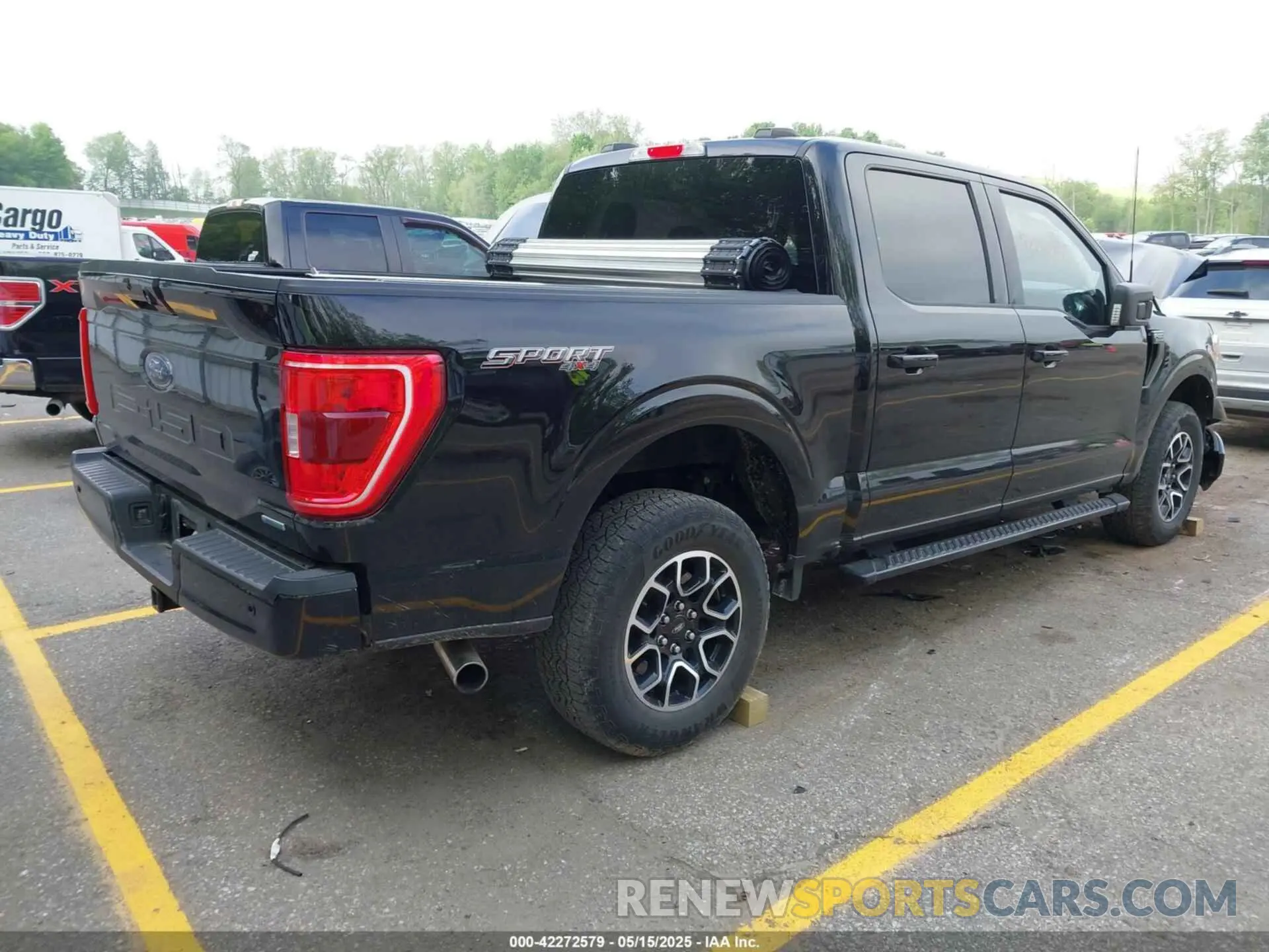 4 Photograph of a damaged car 1FTFW1E82NKE35059 FORD F-150 2022