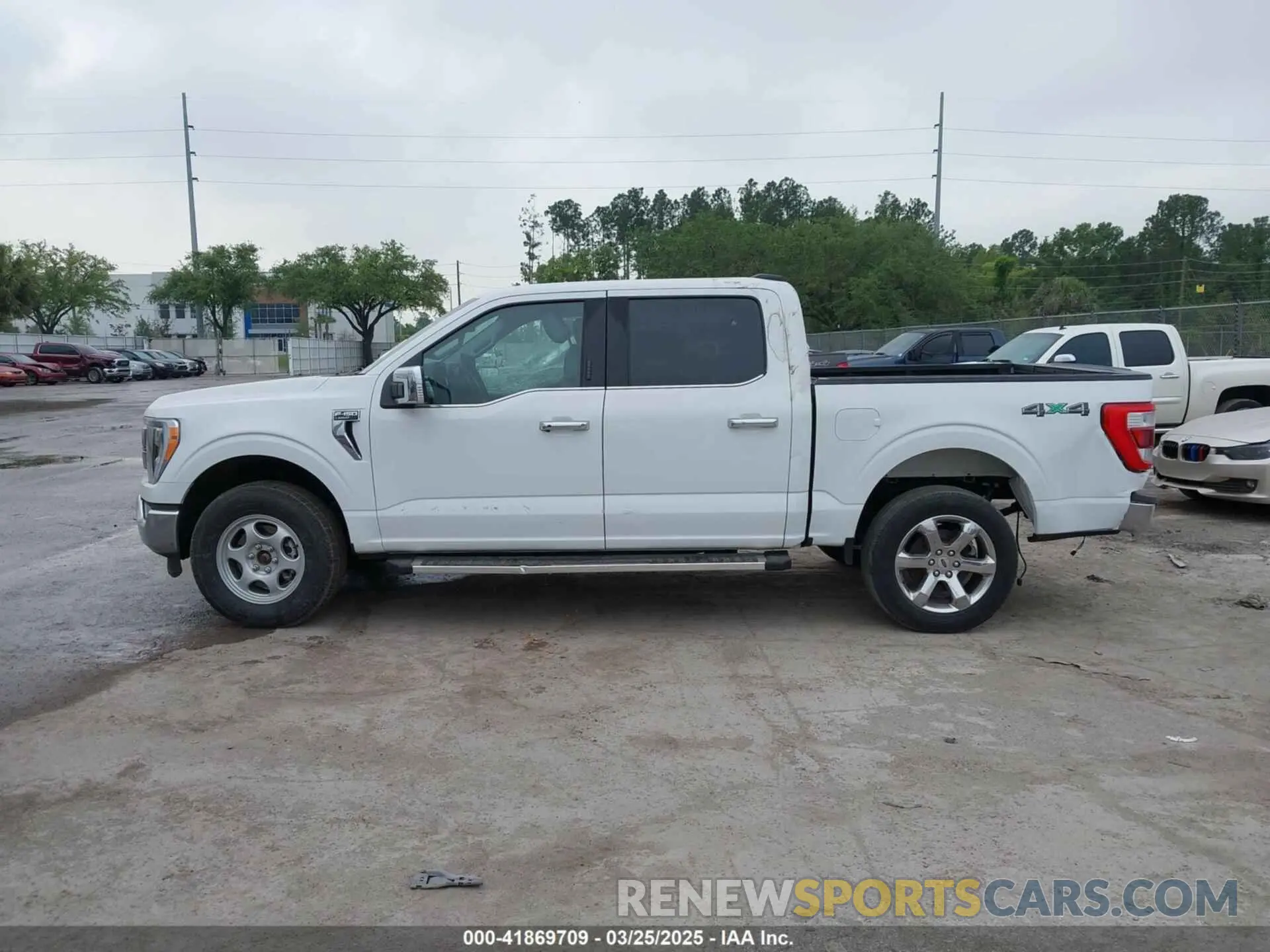 14 Фотография поврежденного автомобиля 1FTFW1E82NKE53822 FORD F-150 2022