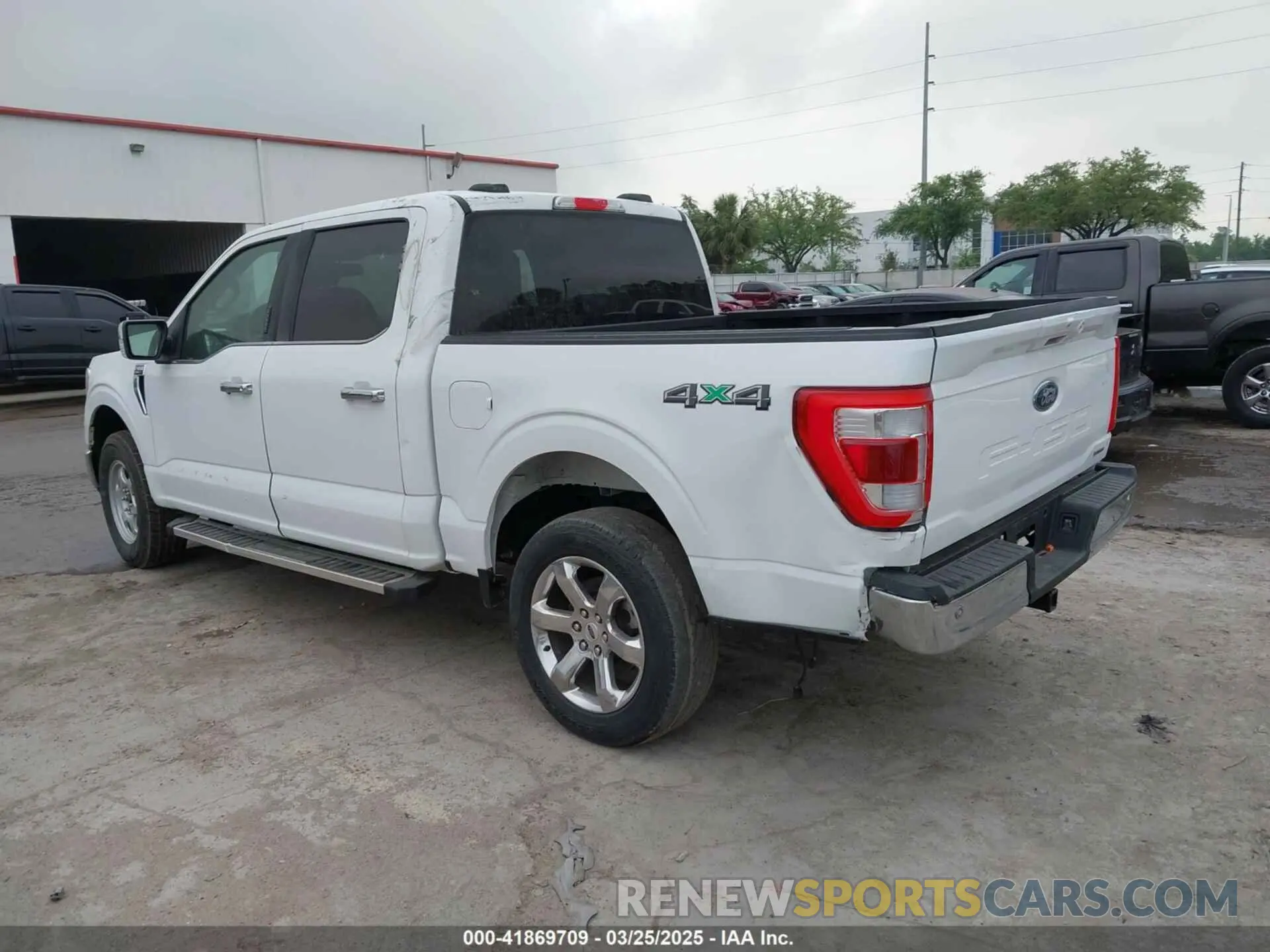 3 Фотография поврежденного автомобиля 1FTFW1E82NKE53822 FORD F-150 2022