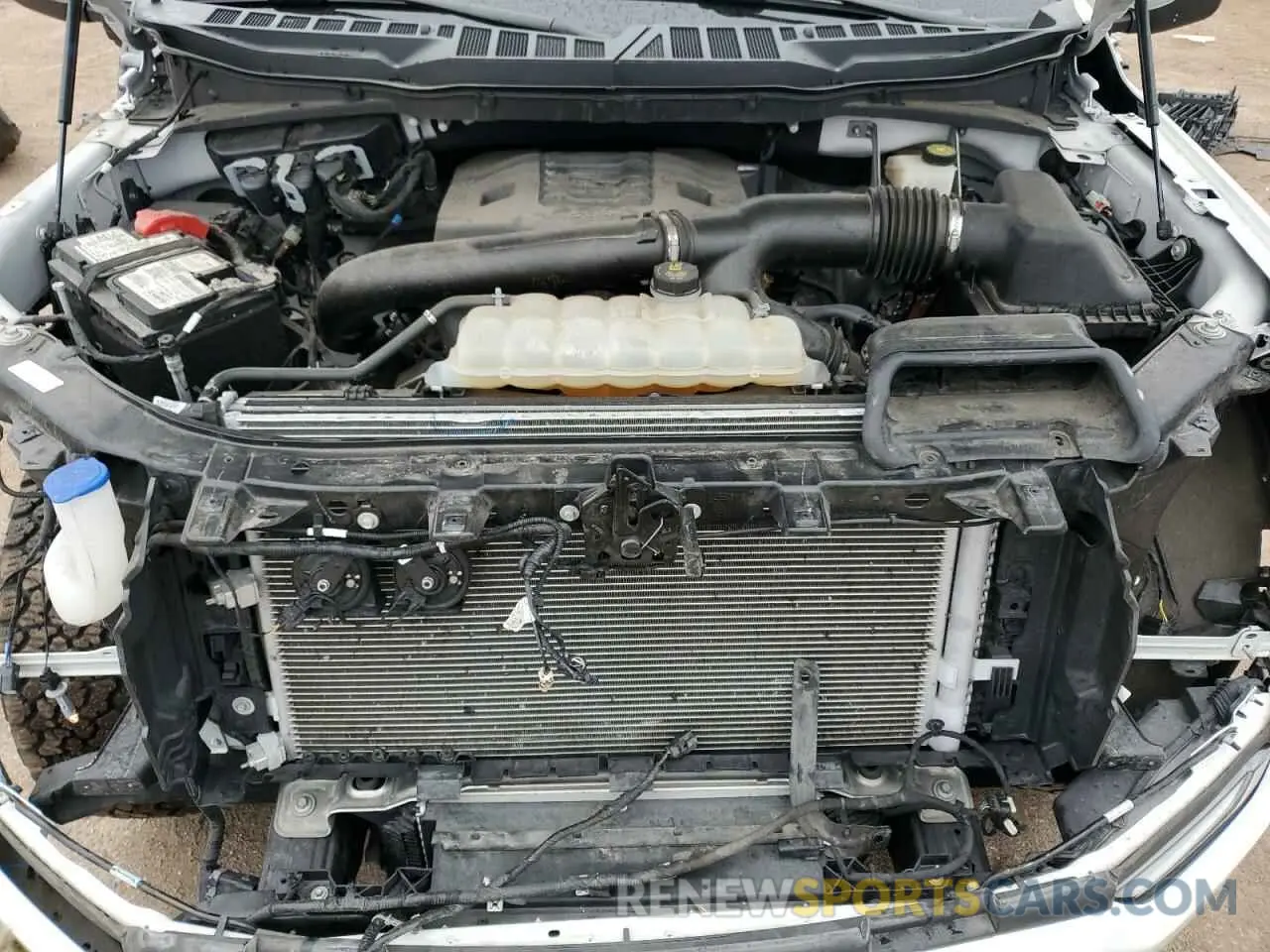 11 Фотография поврежденного автомобиля 1FTFW1E83NFC11064 FORD F-150 2022