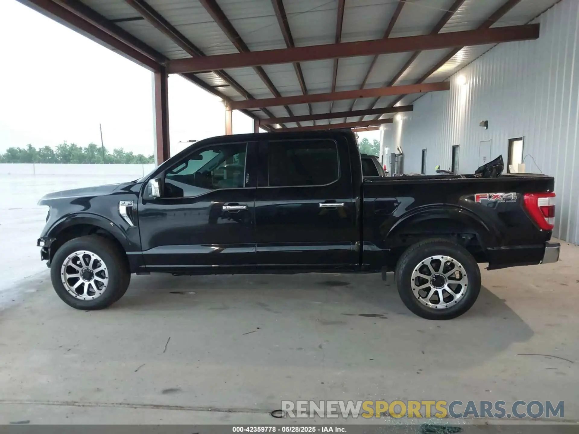 15 Photograph of a damaged car 1FTFW1E83NKD66608 FORD F-150 2022