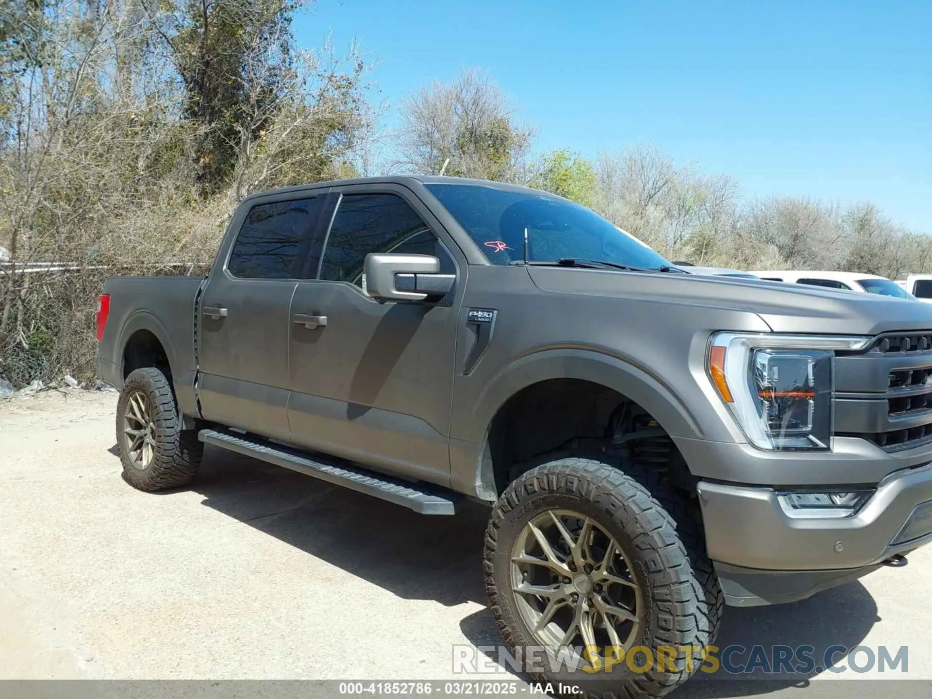 13 Фотография поврежденного автомобиля 1FTFW1E85NFB18918 FORD F-150 2022