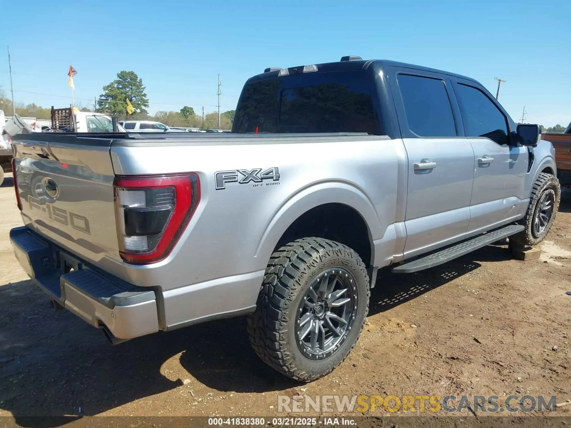 4 Фотография поврежденного автомобиля 1FTFW1E85NFB66466 FORD F-150 2022