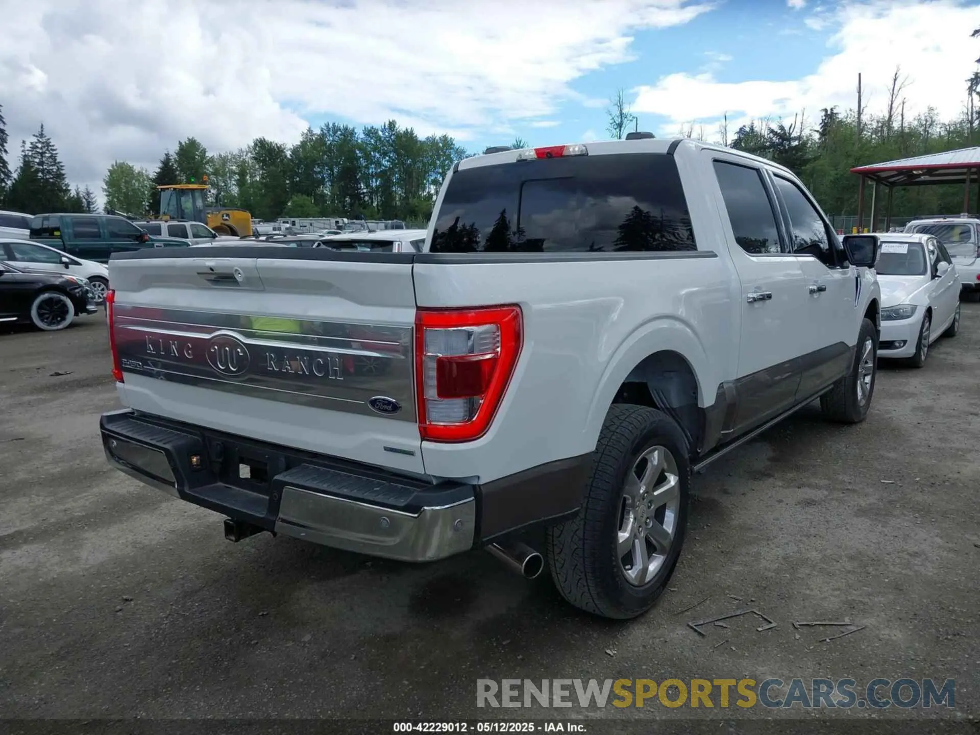 4 Photograph of a damaged car 1FTFW1E86NFC40218 FORD F-150 2022