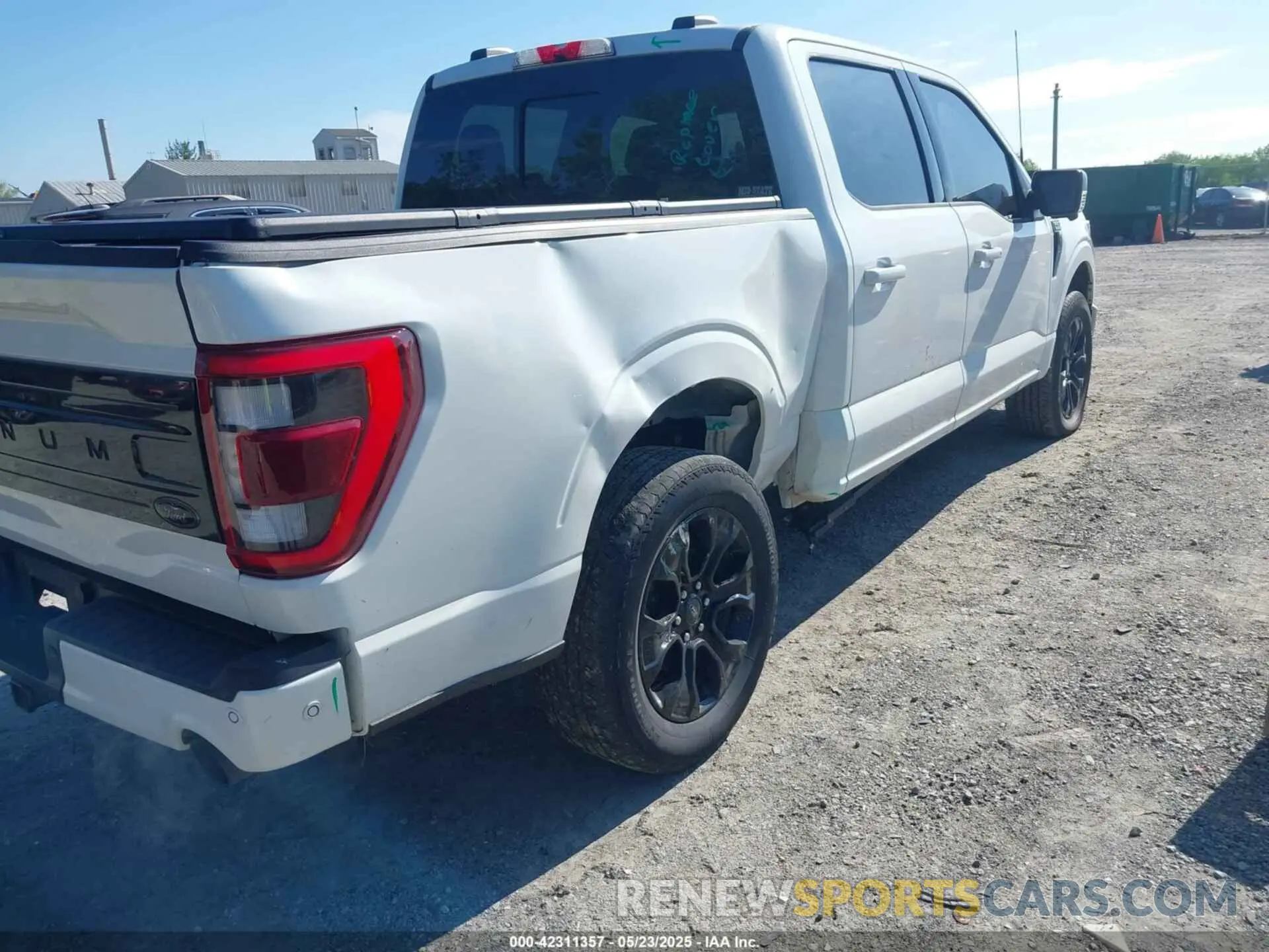 17 Фотография поврежденного автомобиля 1FTFW1E87NFB70146 FORD F-150 2022
