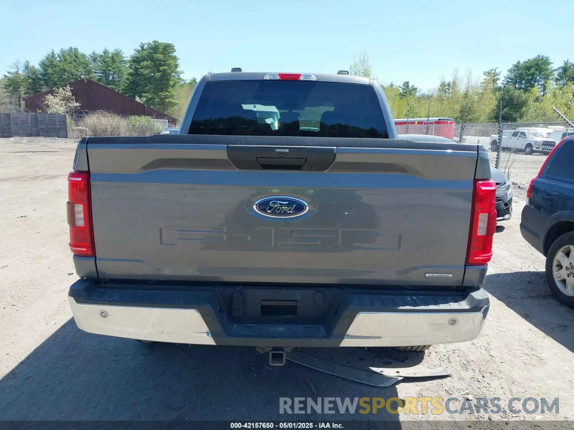 16 Photograph of a damaged car 1FTFW1E87NFB86556 FORD F-150 2022