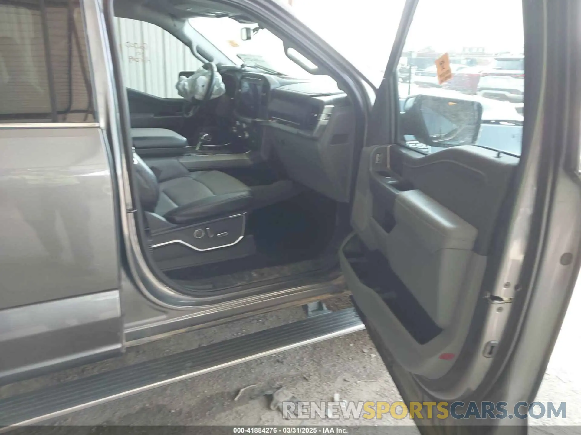 5 Photograph of a damaged car 1FTFW1E88NFB62864 FORD F-150 2022