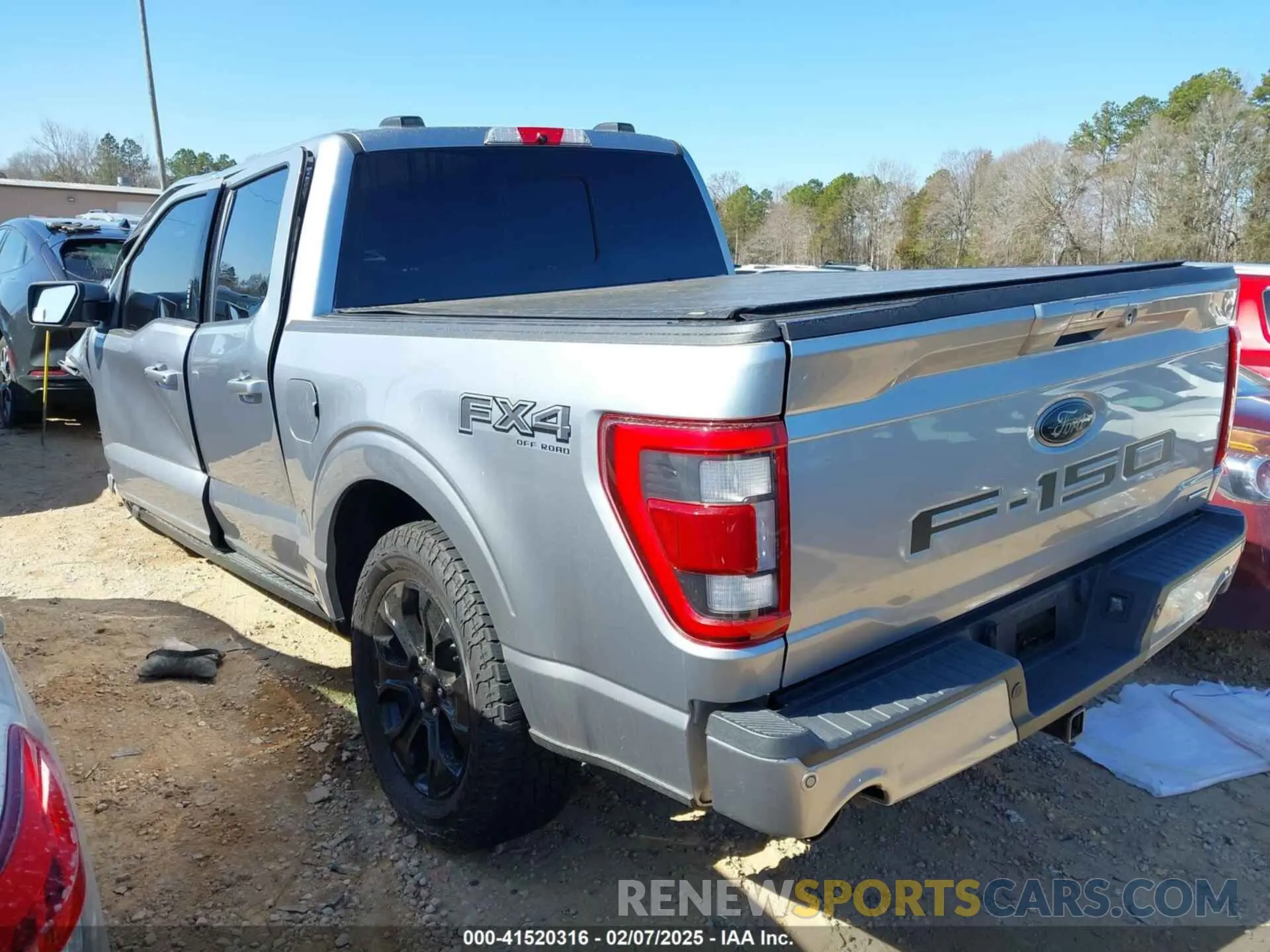 3 Photograph of a damaged car 1FTFW1E89NFB16010 FORD F-150 2022
