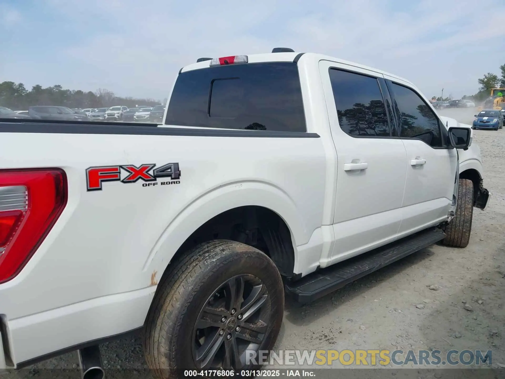 13 Фотография поврежденного автомобиля 1FTFW1E8XNFA40166 FORD F-150 2022
