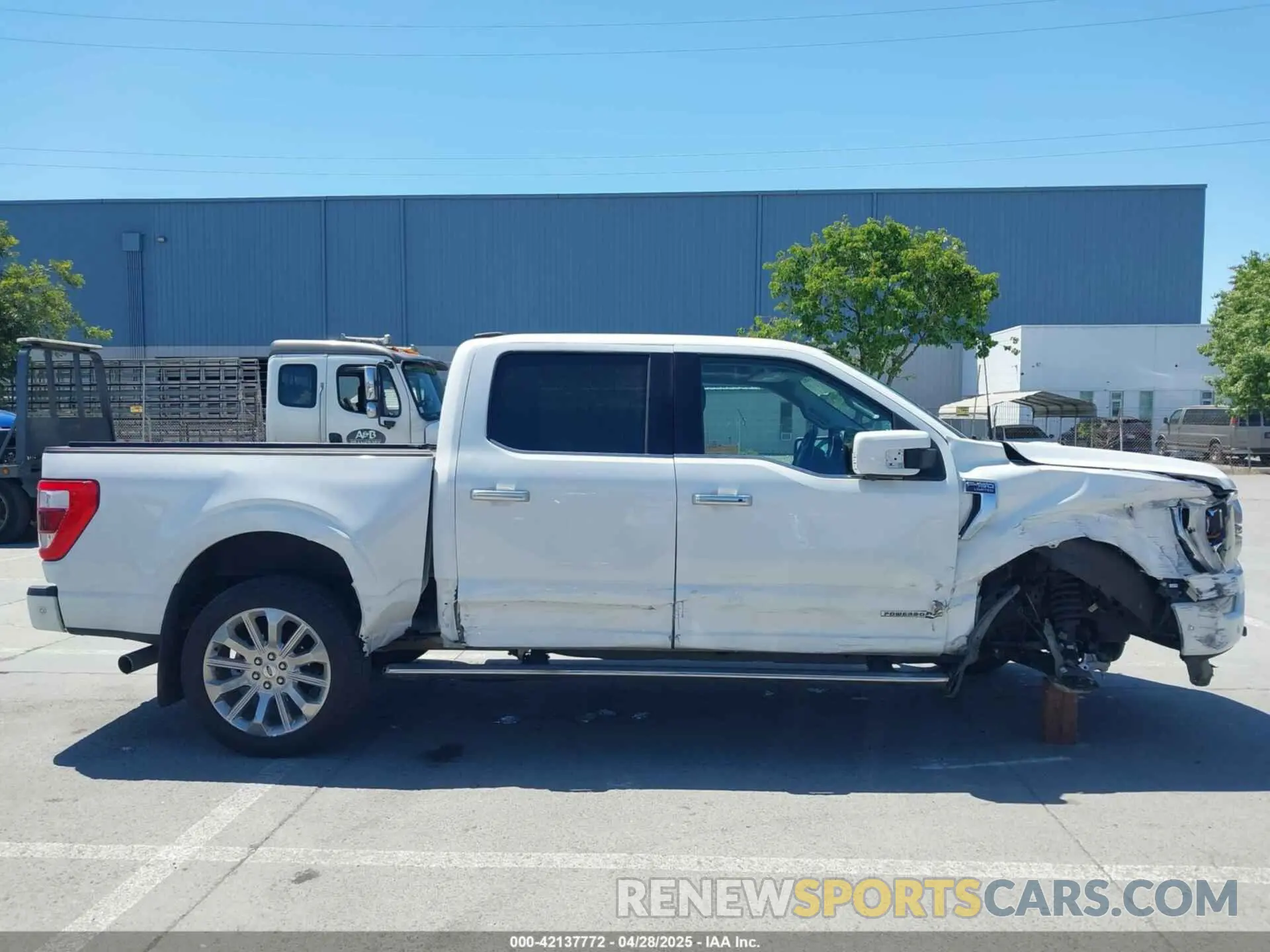 13 Photograph of a damaged car 1FTFW1ED0NFB57669 FORD F-150 2022