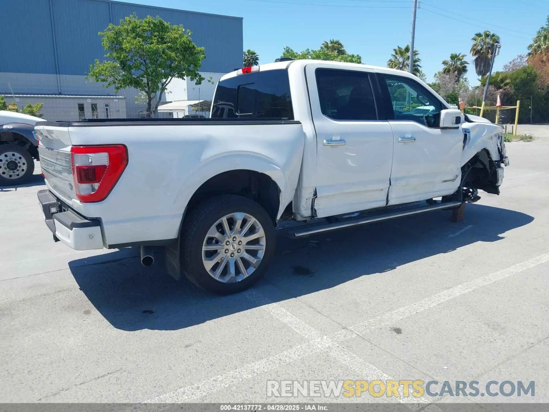 4 Photograph of a damaged car 1FTFW1ED0NFB57669 FORD F-150 2022