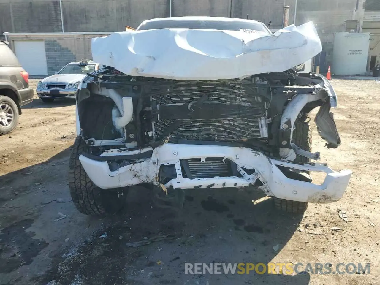5 Photograph of a damaged car 1FTFW1ED7NFA98717 FORD F-150 2022