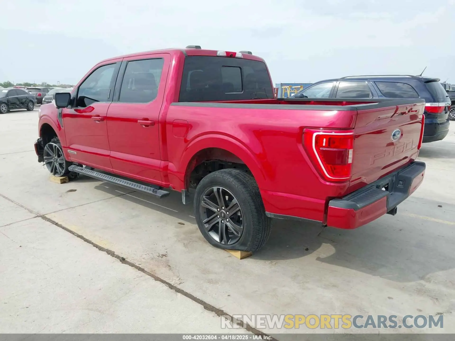 3 Photograph of a damaged car 1FTFW1ED8NFA67783 FORD F-150 2022