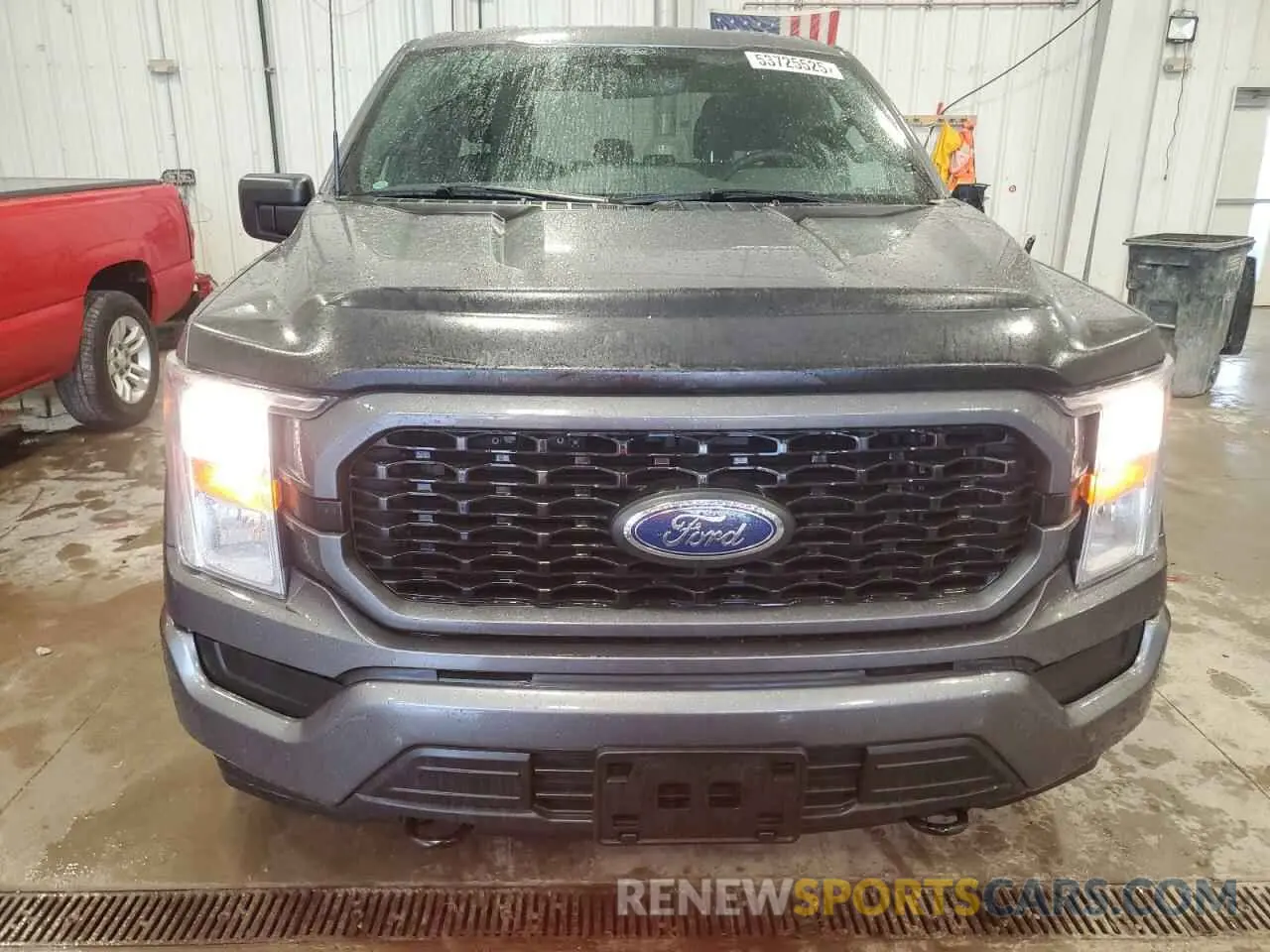 5 Photograph of a damaged car 1FTFX1E51NFA24893 FORD F-150 2022