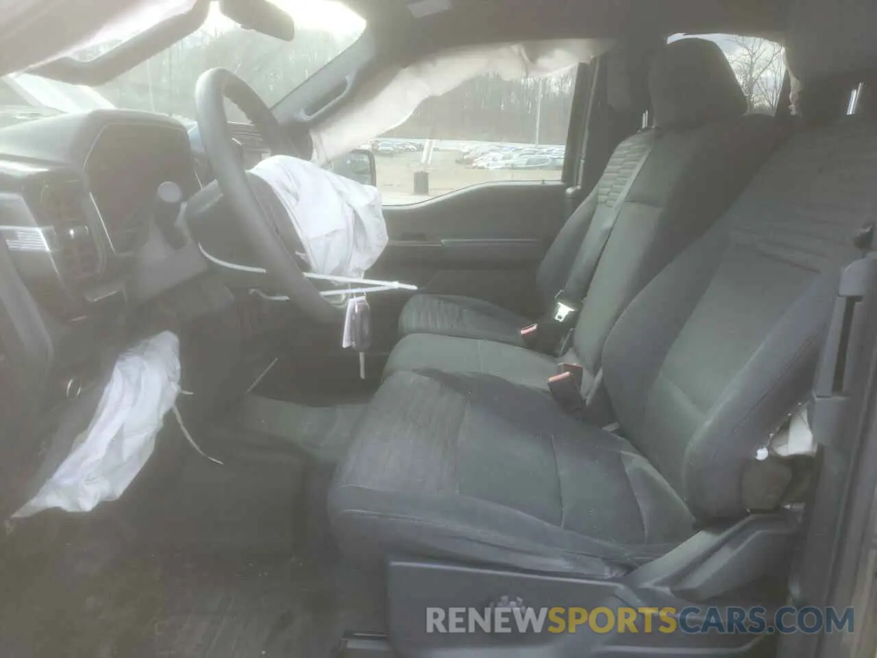 7 Photograph of a damaged car 1FTFX1E52NFC38744 FORD F-150 2022