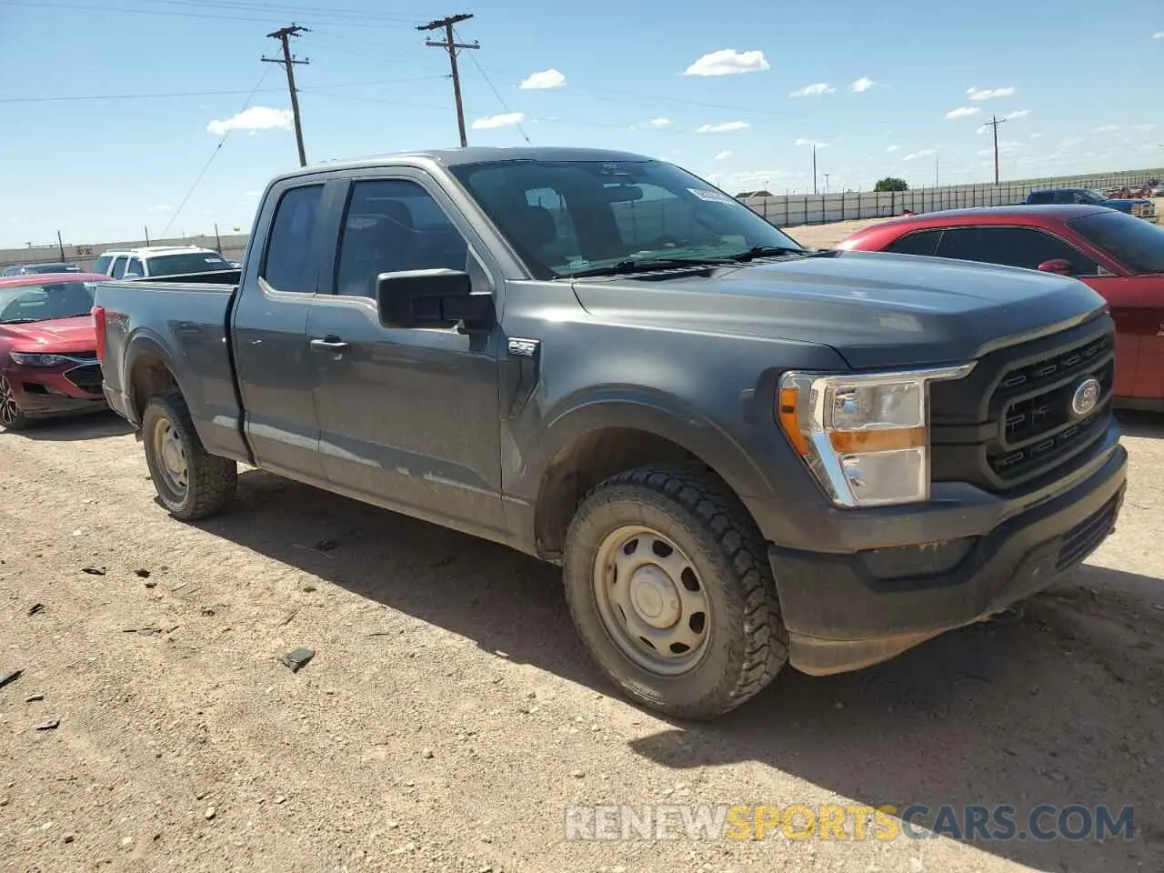 4 Photograph of a damaged car 1FTFX1E53NKE58563 FORD F-150 2022