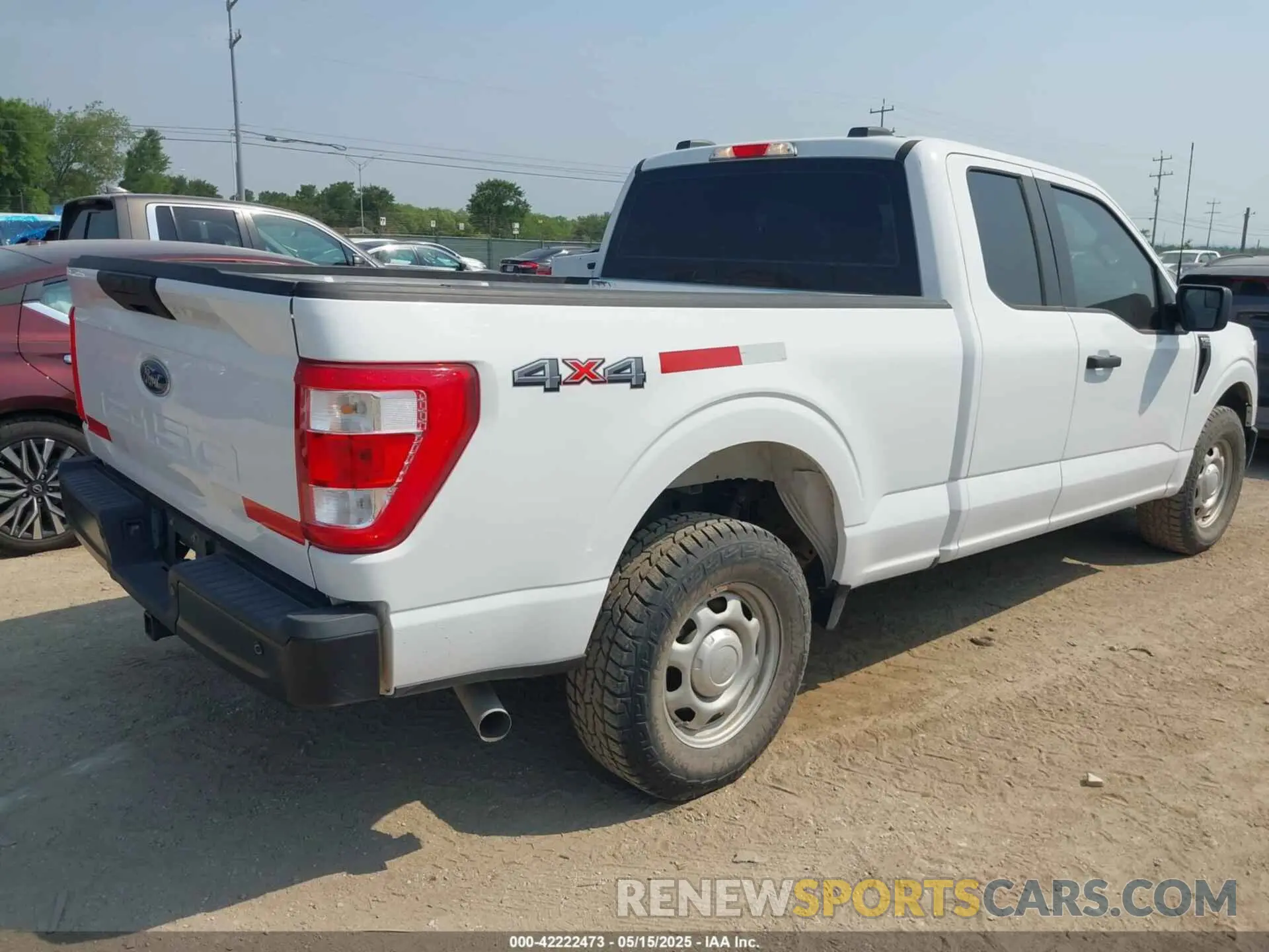 4 Photograph of a damaged car 1FTFX1E55NKD43902 FORD F-150 2022