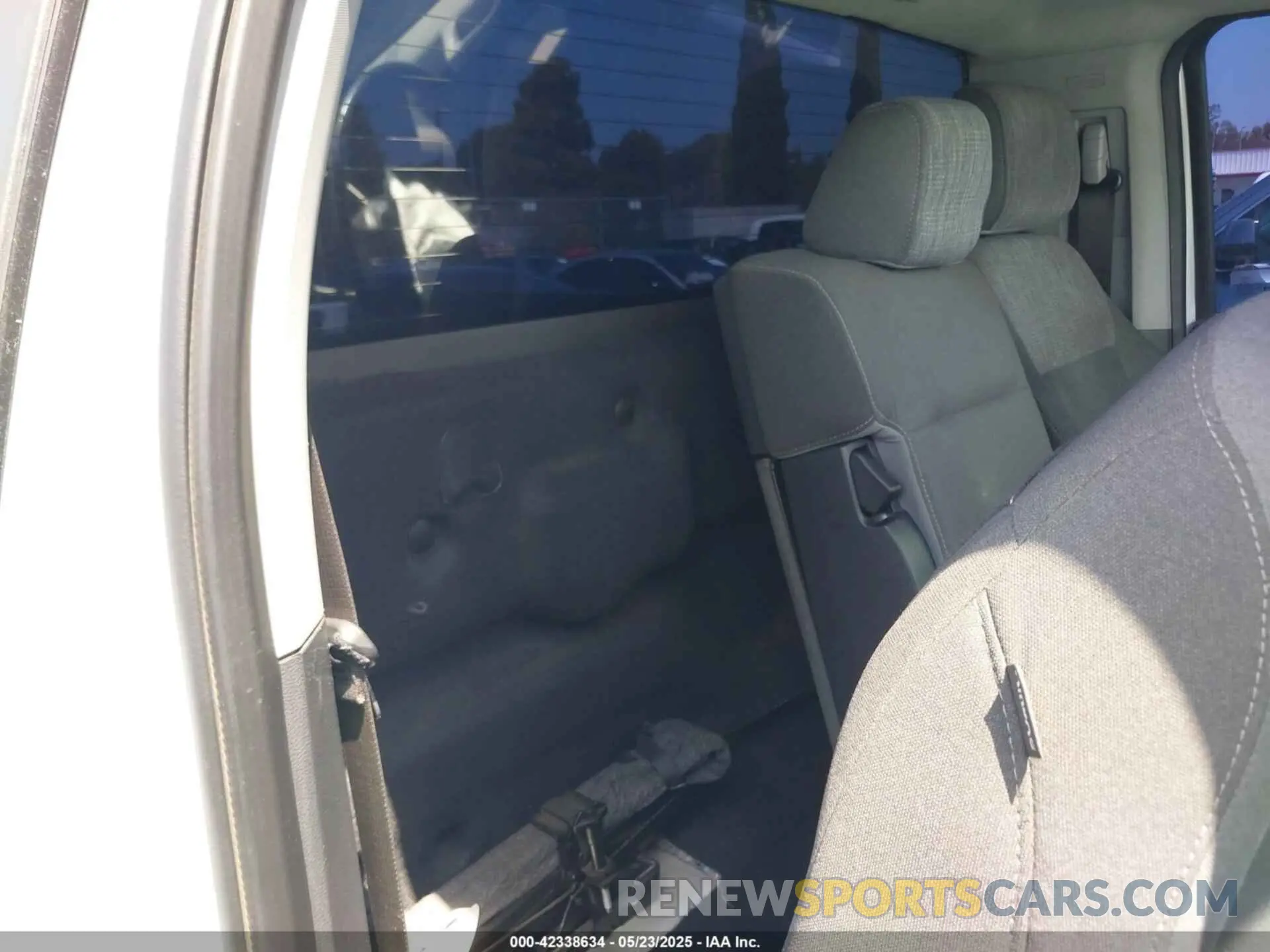 8 Photograph of a damaged car 1FTMF1C50NKE48070 FORD F-150 2022