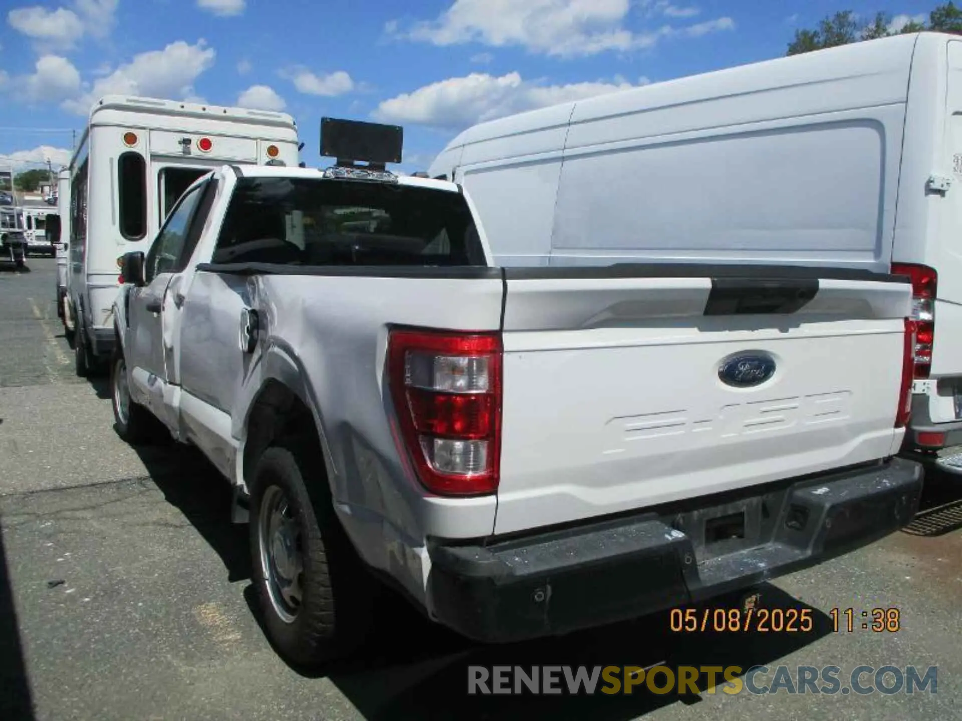 11 Photograph of a damaged car 1FTMF1CB5NKD89975 FORD F-150 2022