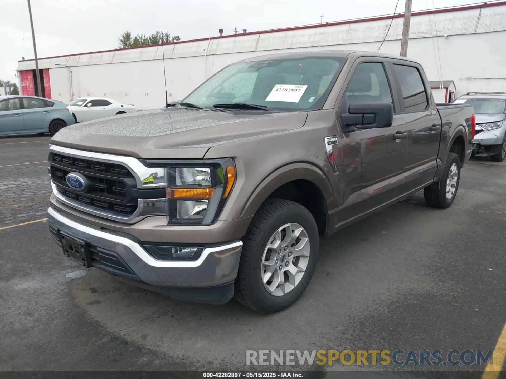 2 Фотография поврежденного автомобиля 1FTEW1C51PFB46321 FORD F-150 2023
