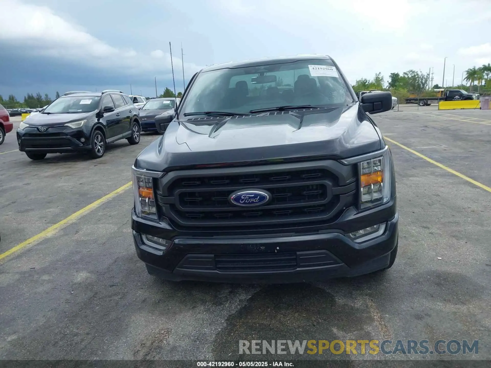 12 Фотография поврежденного автомобиля 1FTEW1C52PFA90311 FORD F-150 2023