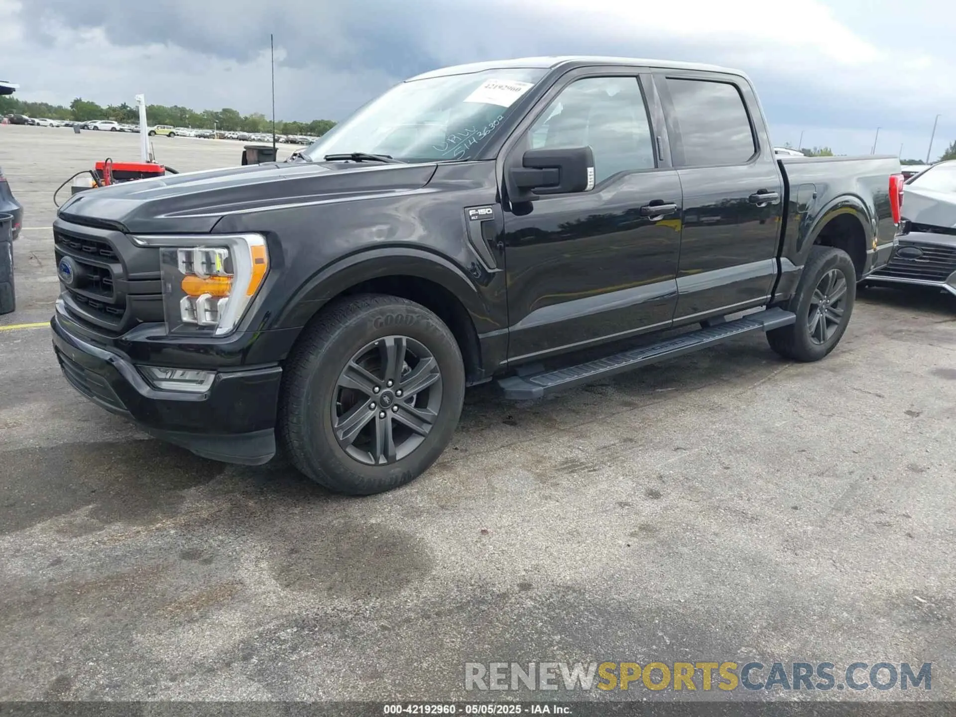 2 Фотография поврежденного автомобиля 1FTEW1C52PFA90311 FORD F-150 2023