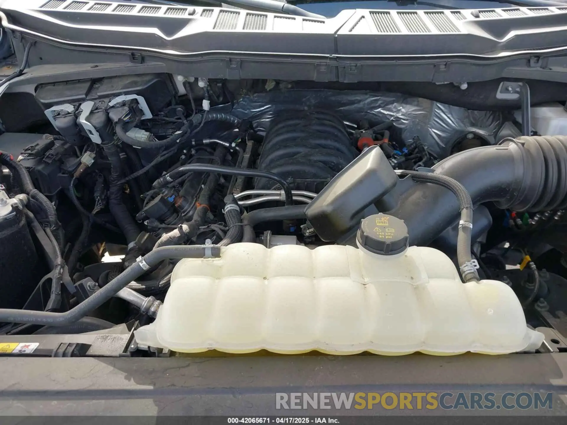 10 Photograph of a damaged car 1FTEW1C53PKG14282 FORD F-150 2023