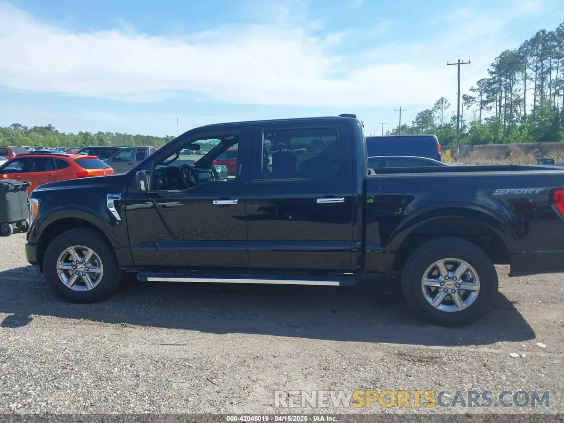 14 Фотография поврежденного автомобиля 1FTEW1C54PFB84125 FORD F-150 2023