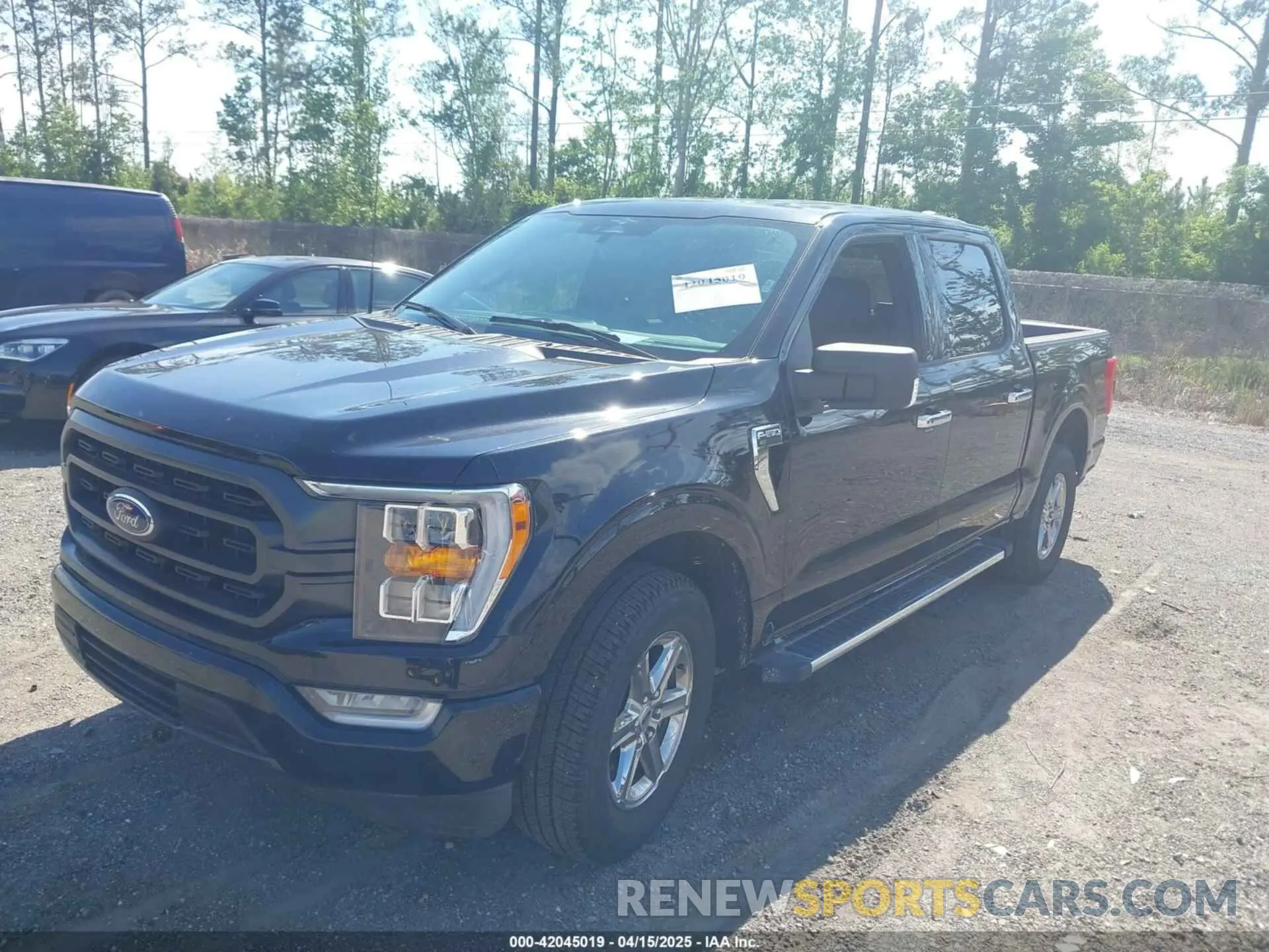 2 Фотография поврежденного автомобиля 1FTEW1C54PFB84125 FORD F-150 2023