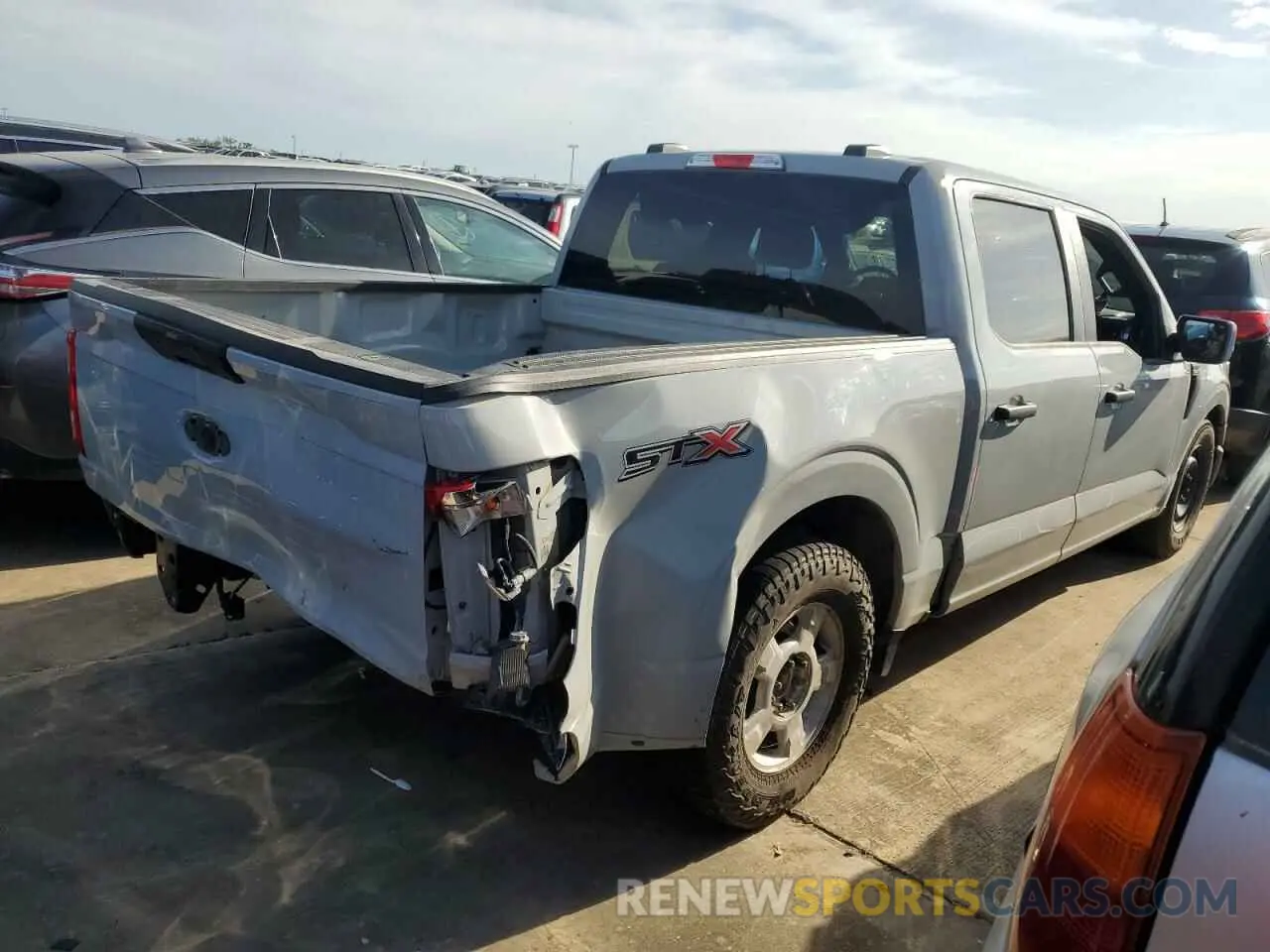 3 Фотография поврежденного автомобиля 1FTEW1C54PKF82670 FORD F-150 2023