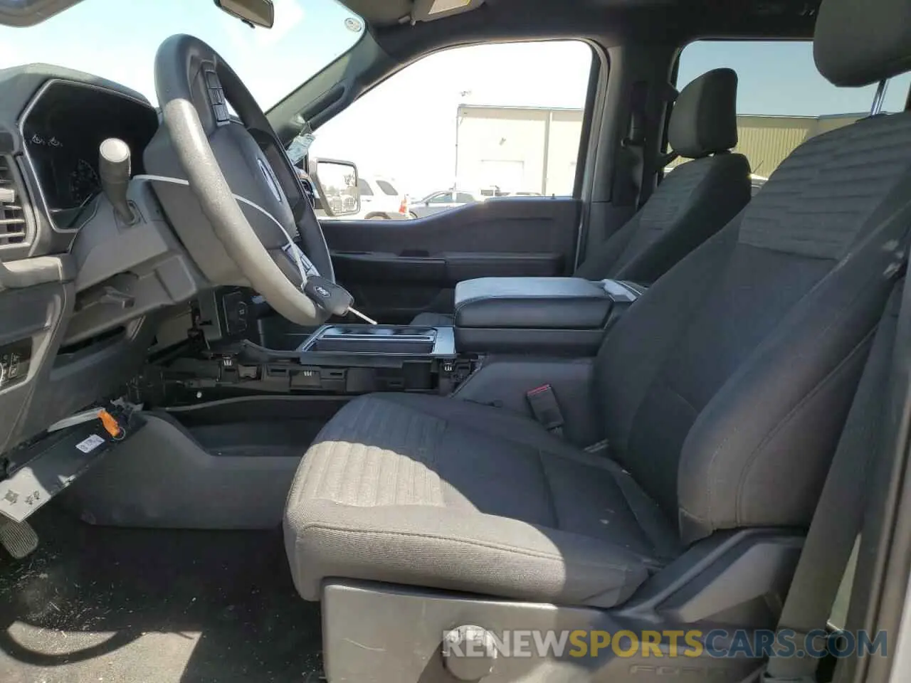 7 Фотография поврежденного автомобиля 1FTEW1C54PKF82670 FORD F-150 2023