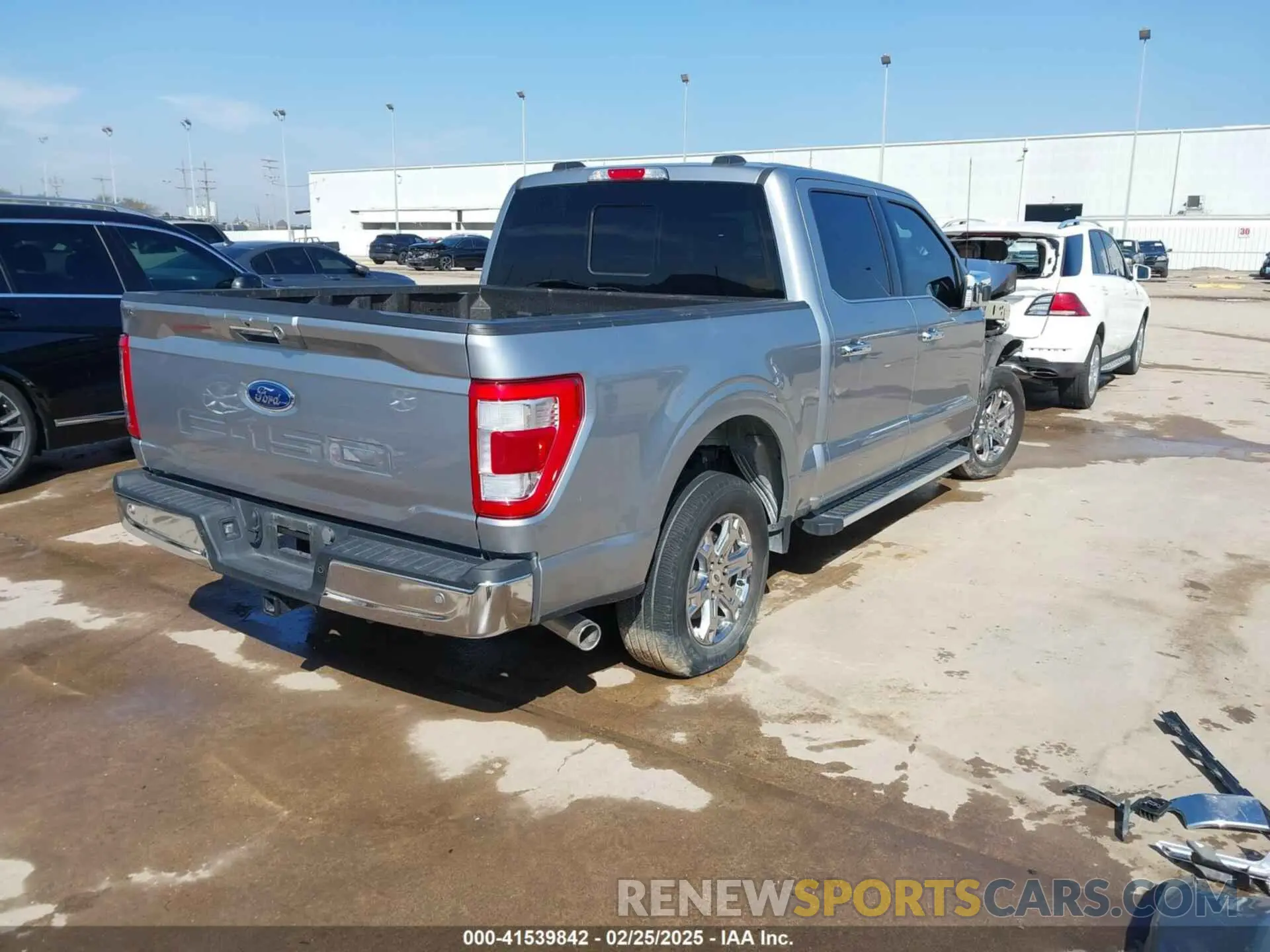 4 Фотография поврежденного автомобиля 1FTEW1C56PKD59319 FORD F-150 2023