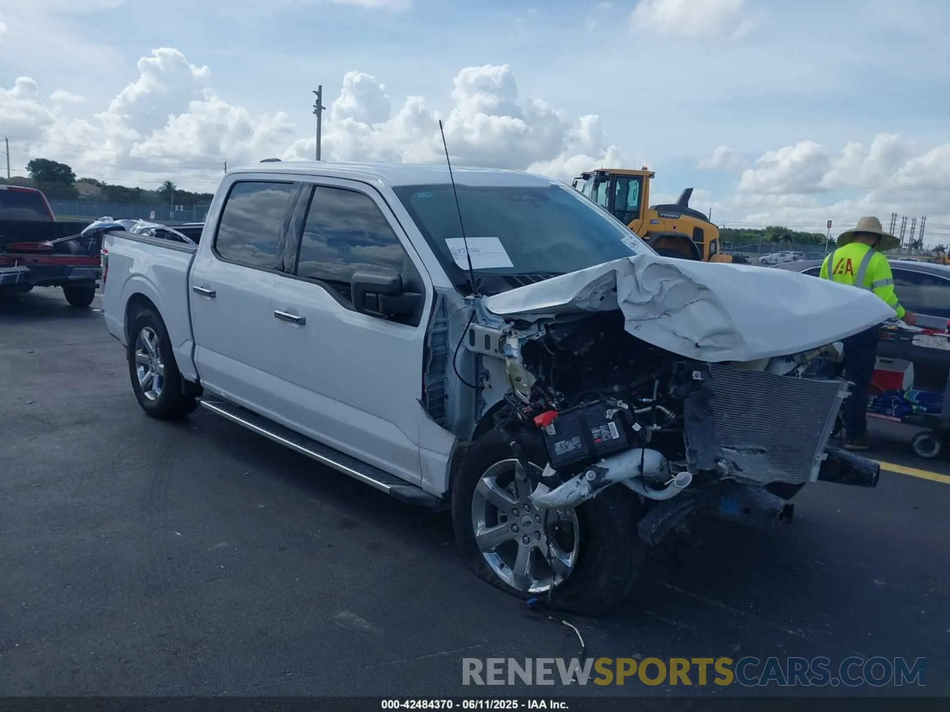 1 Photograph of a damaged car 1FTEW1C59PKE37513 FORD F-150 2023