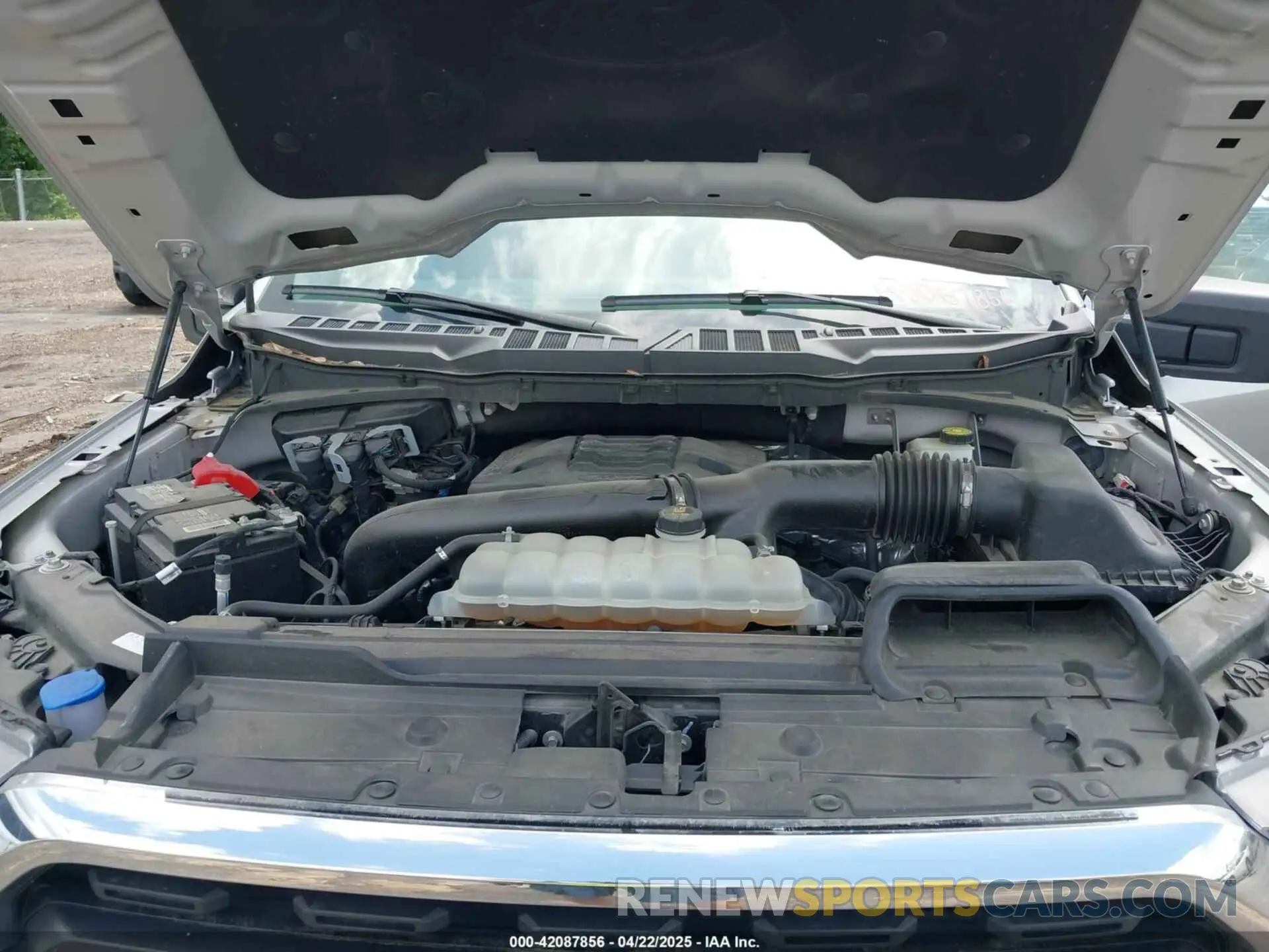 10 Фотография поврежденного автомобиля 1FTEW1C84PKD69454 FORD F-150 2023