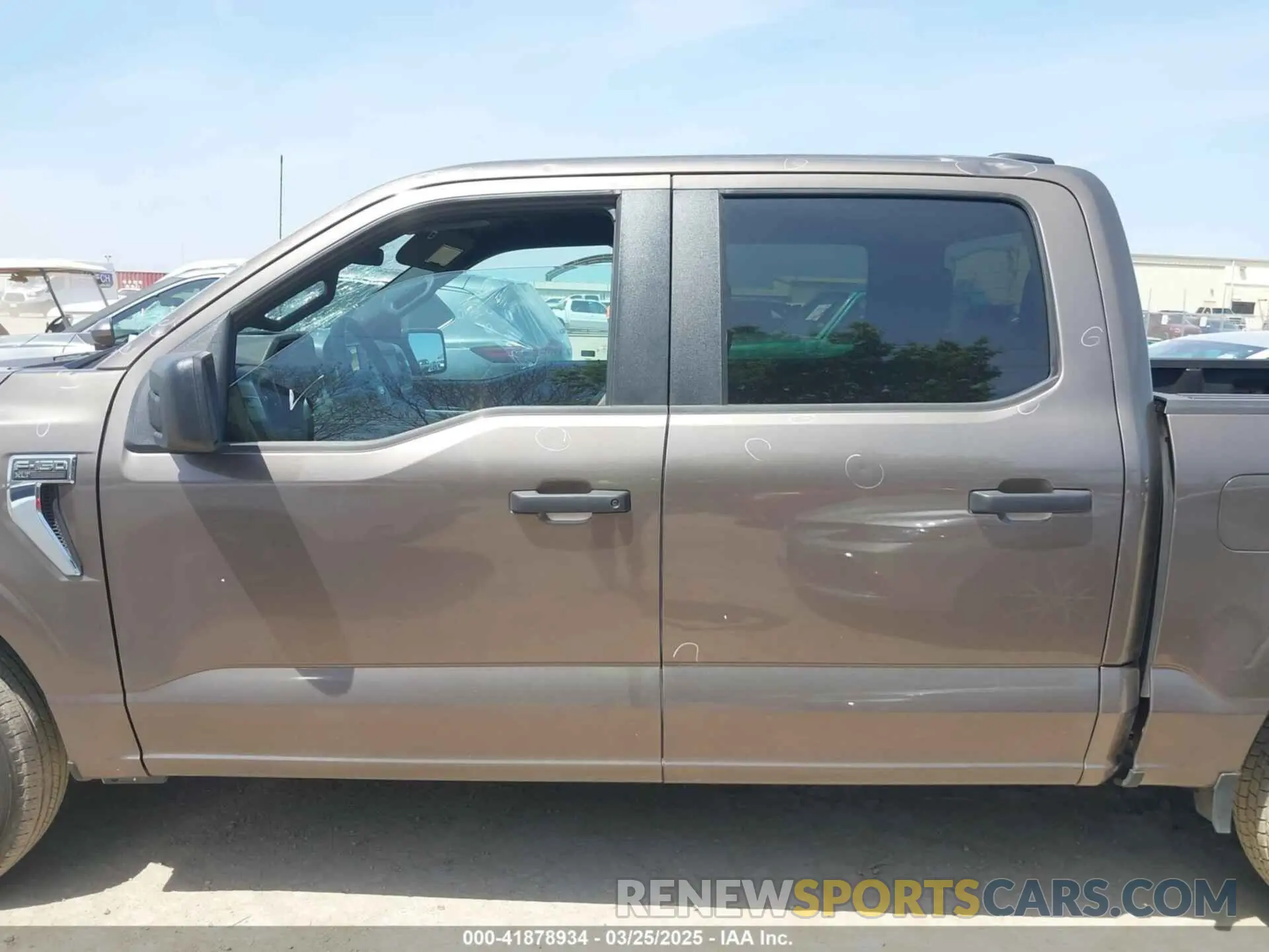 14 Фотография поврежденного автомобиля 1FTEW1C88PFC20988 FORD F-150 2023